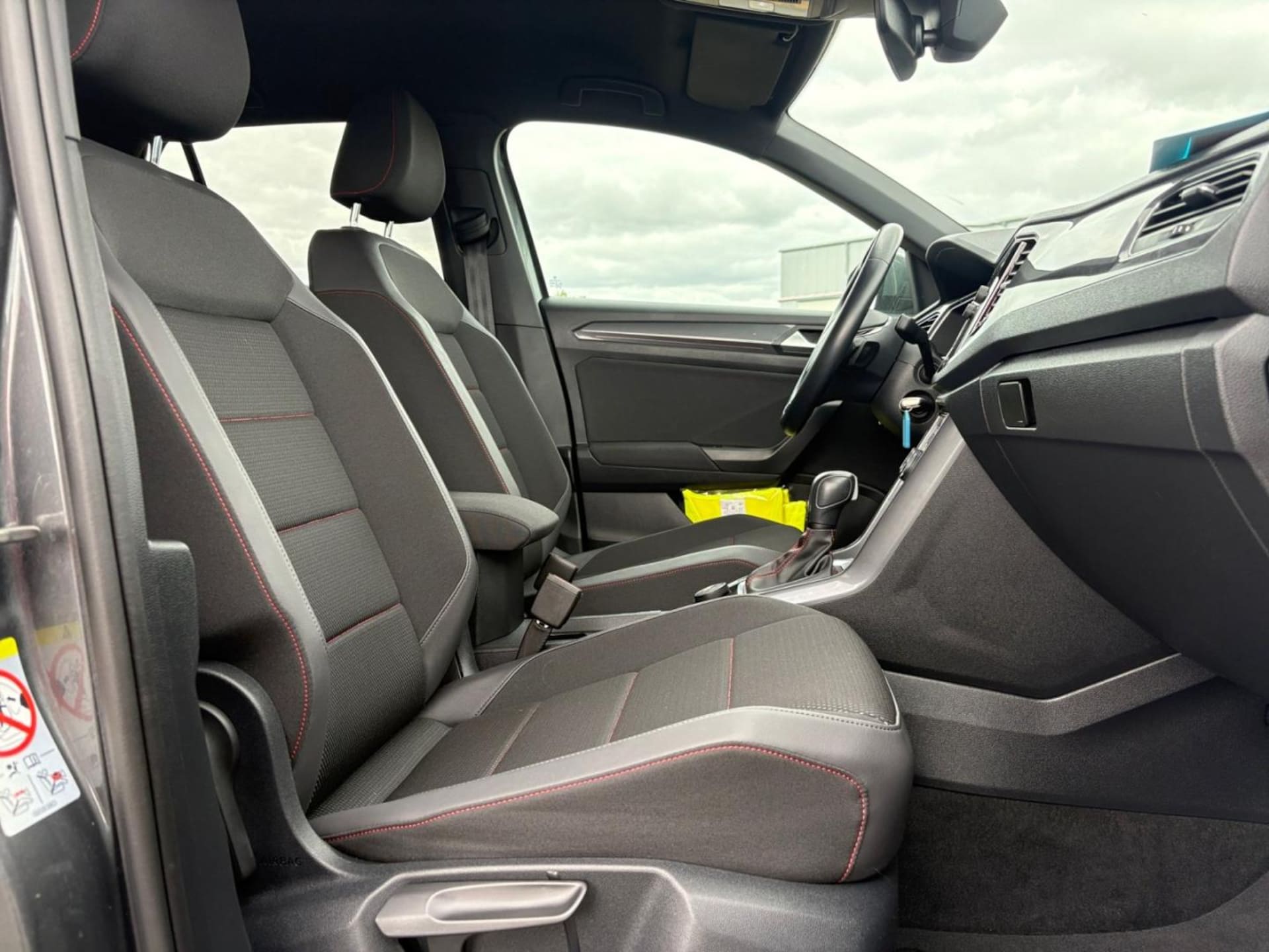 Volkswagen T-Roc Sport