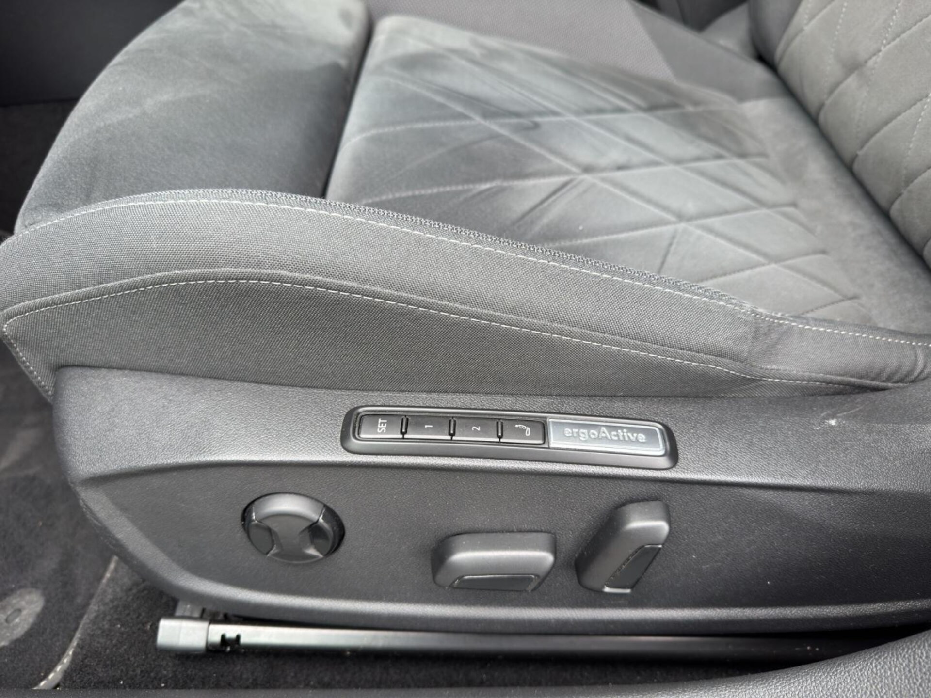 Volkswagen Golf Style