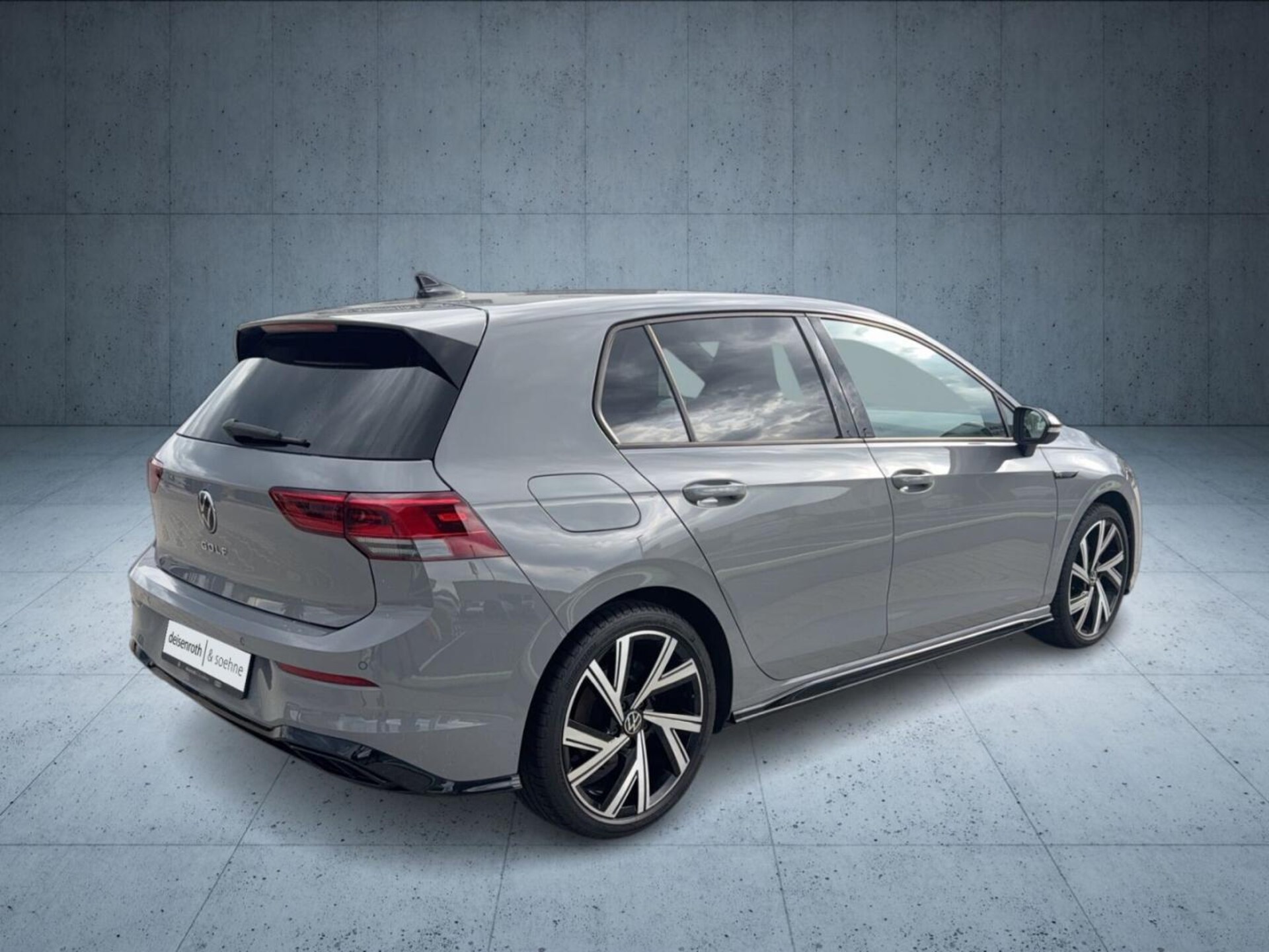 Volkswagen Golf R-Line