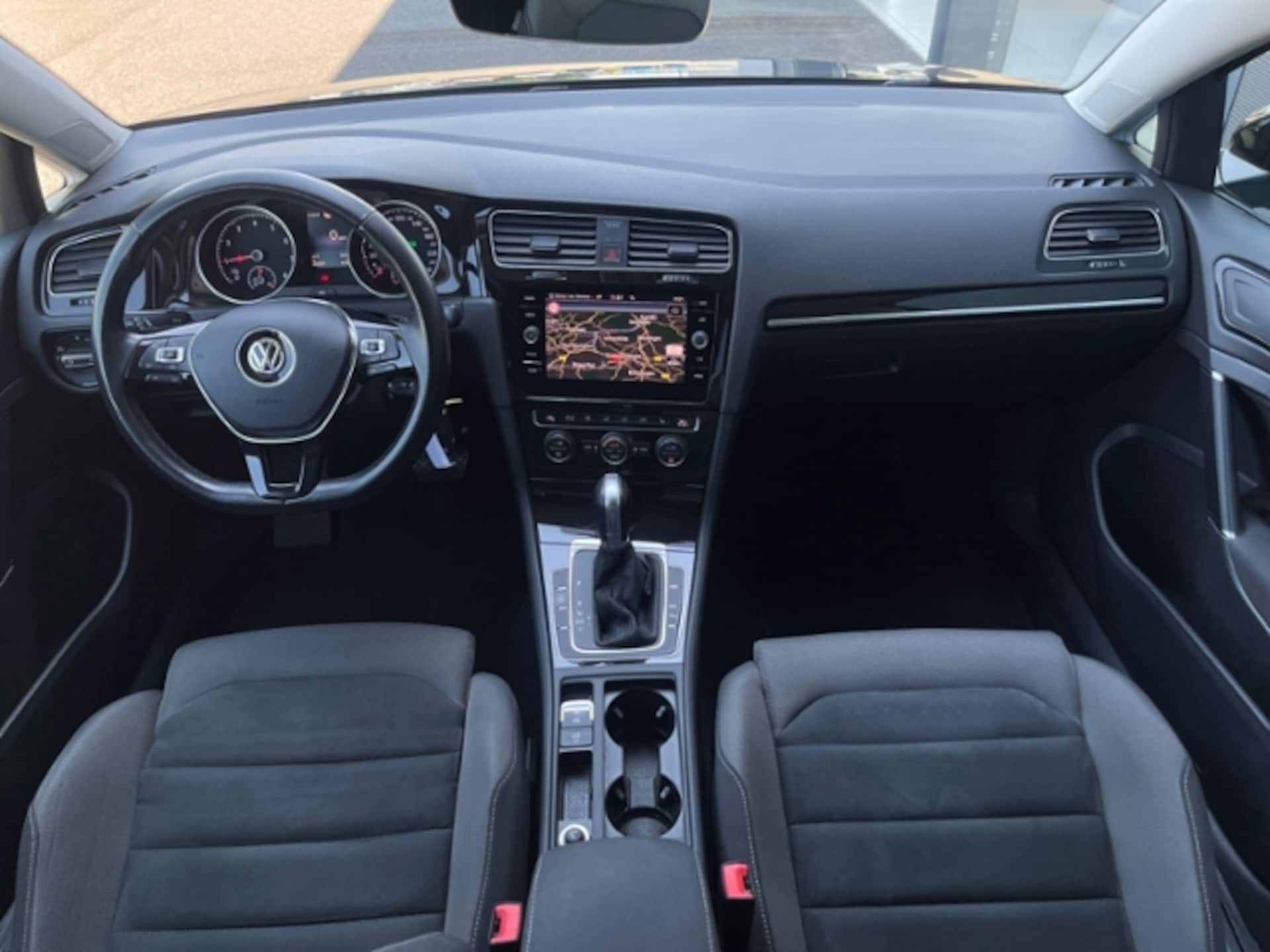 Volkswagen Golf Highline