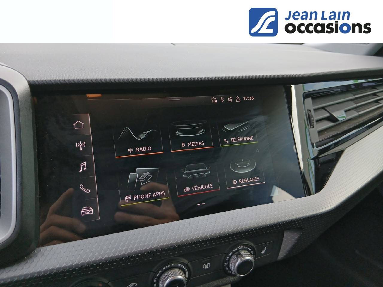 Image about Audi A1 citycarver Design 30 TFSI 81 kW (110 ch) S tronic