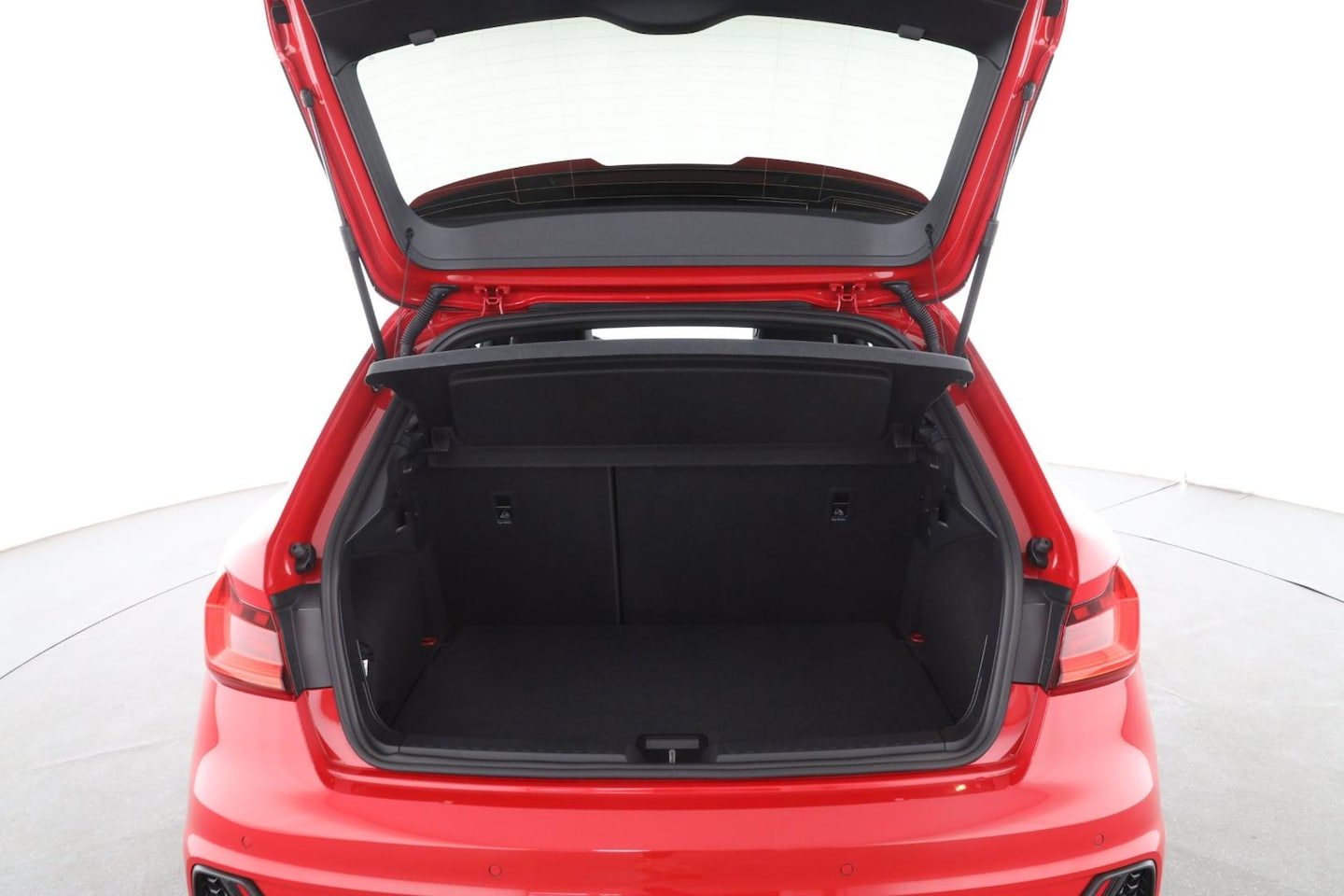 Bild über Audi A1 Sportback S line 40 TFSI S tronic - für weitere Informationen kontaktieren Sie den Audi Partner