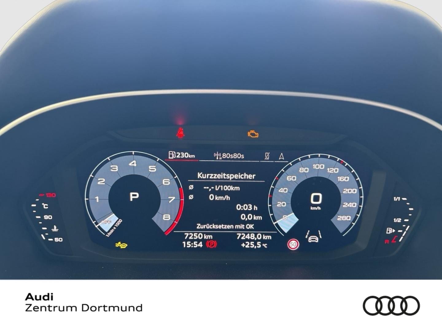 Bild über Audi Q3 TFSI quattro 180 kW S tronic - für weitere Informationen kontaktieren Sie den Audi Partner
