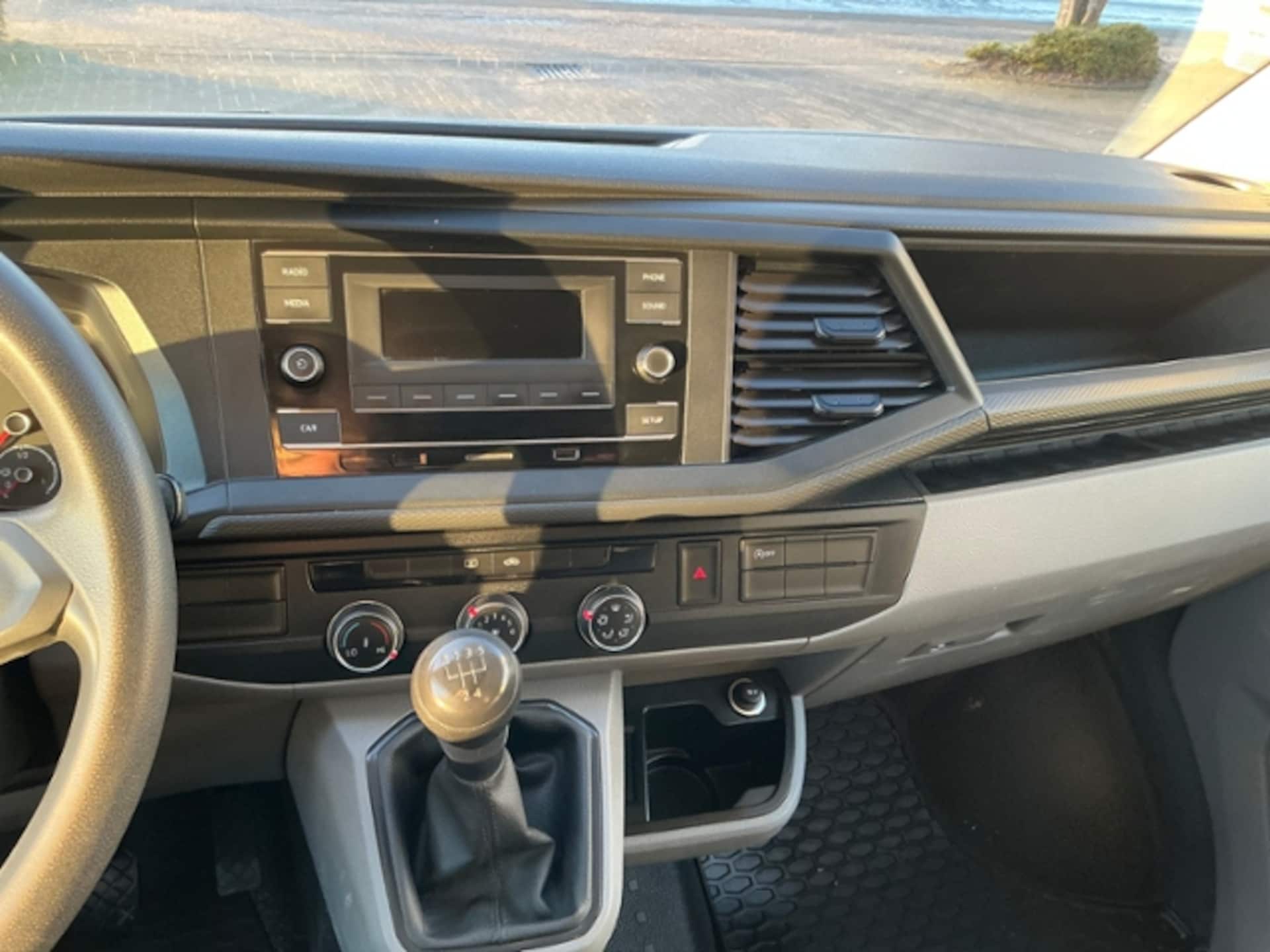 Volkswagen T6.1 Transporter Kasten langer Radstand