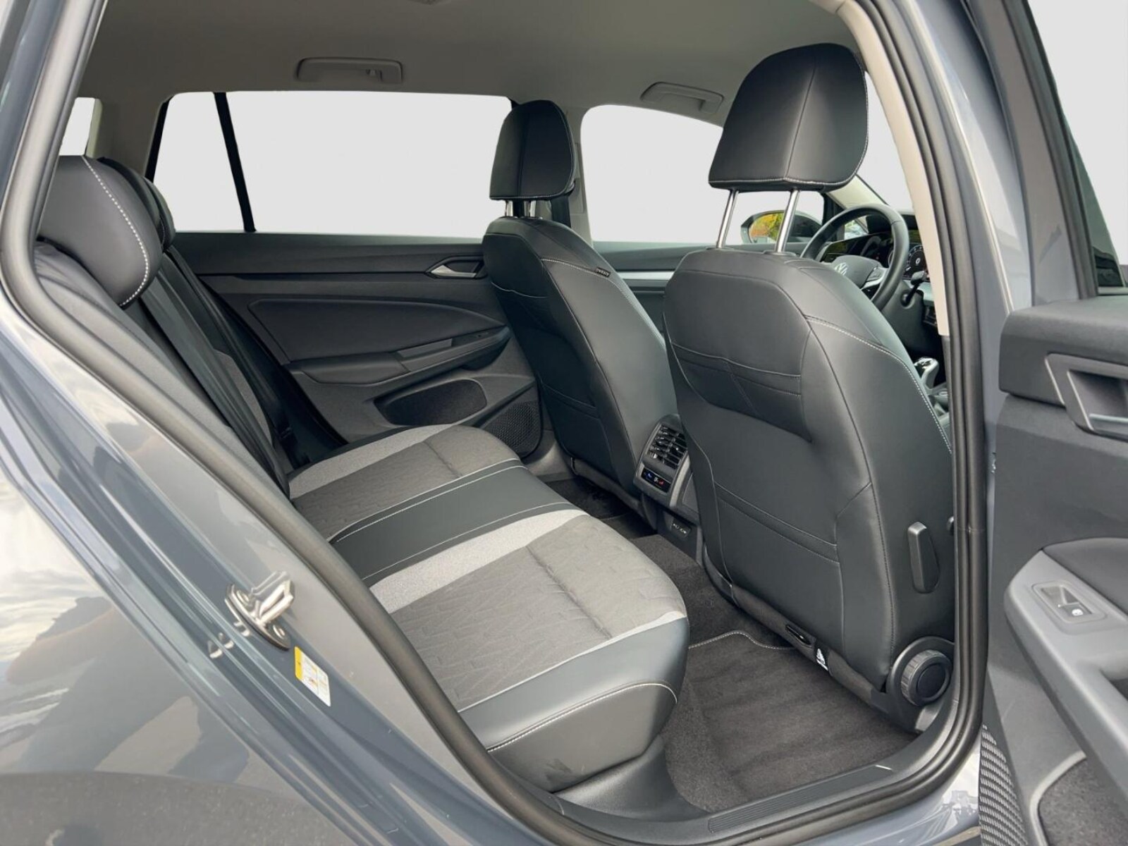 Volkswagen Golf Variant – Bild 23