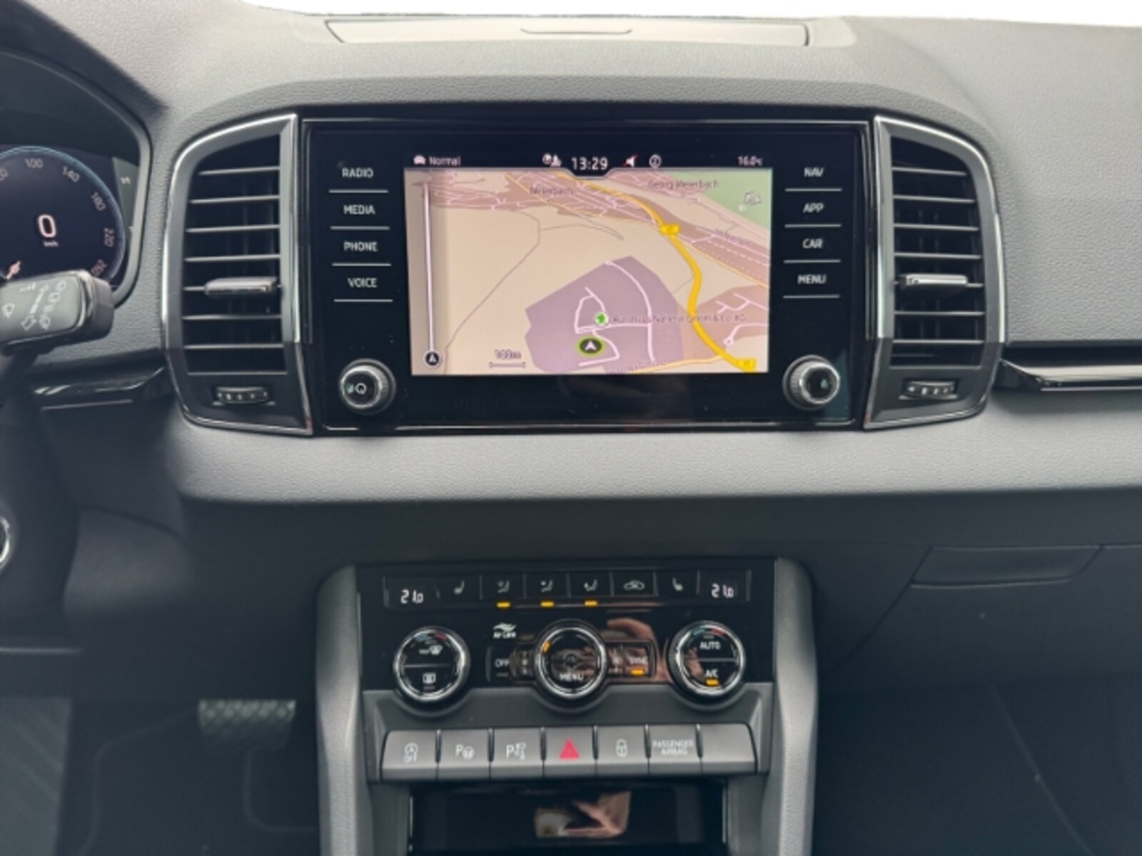 Škoda Karoq – Bild 12