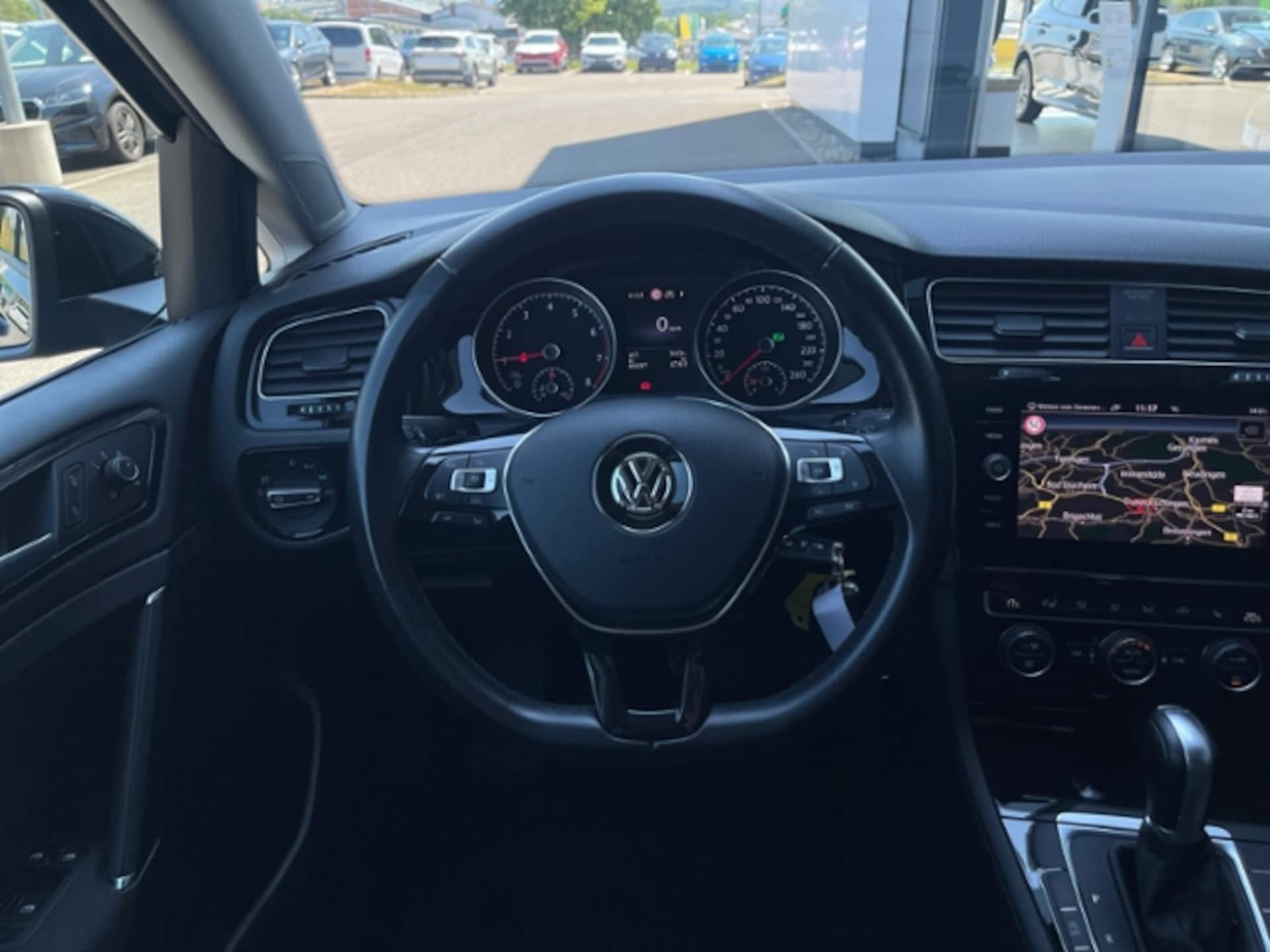 Volkswagen Golf Highline