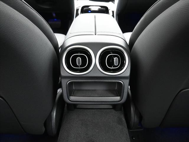 2025 MERCEDES-BENZ C-CLASS - Image 22