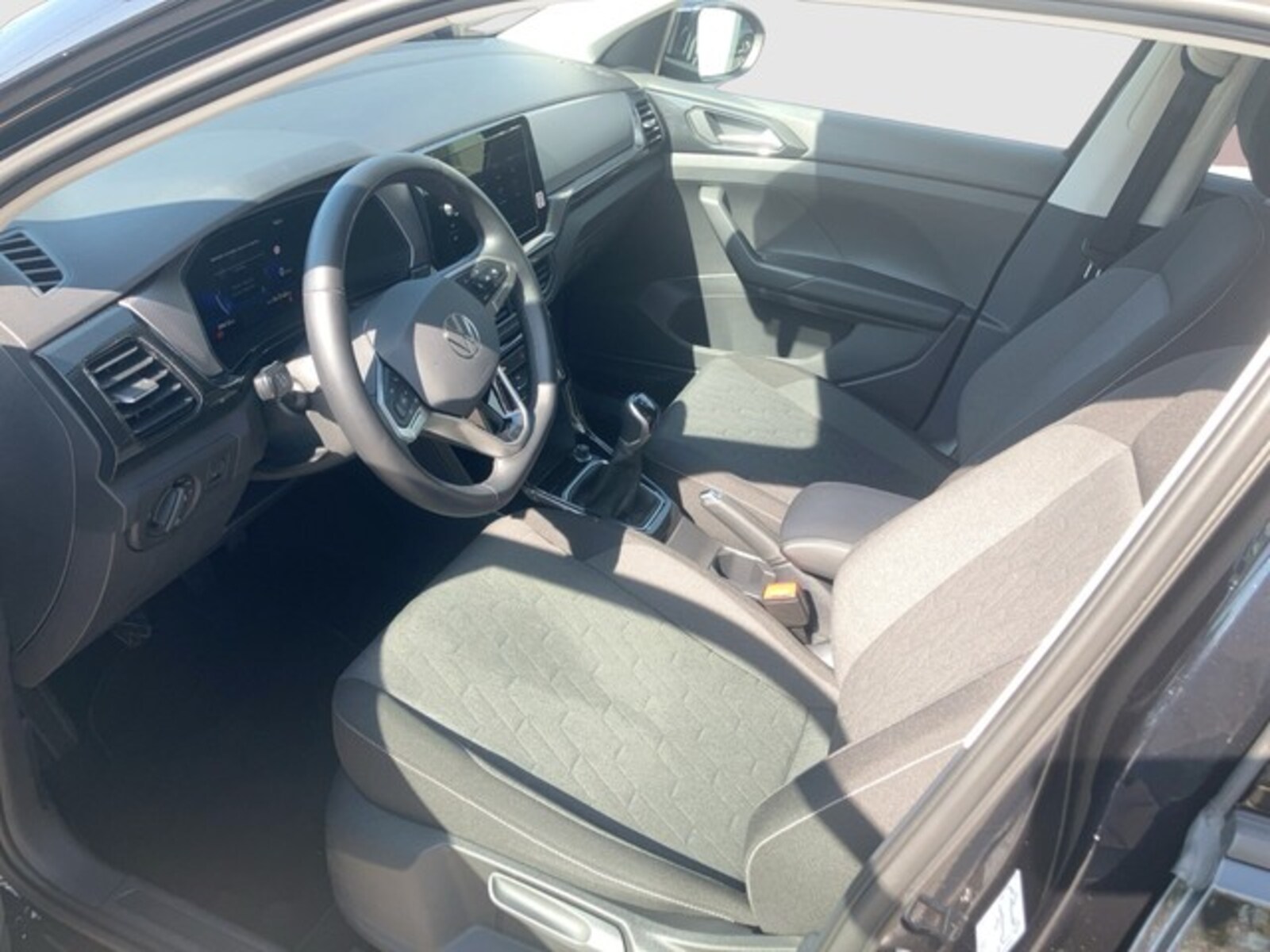 Volkswagen T-Cross – Bild 8