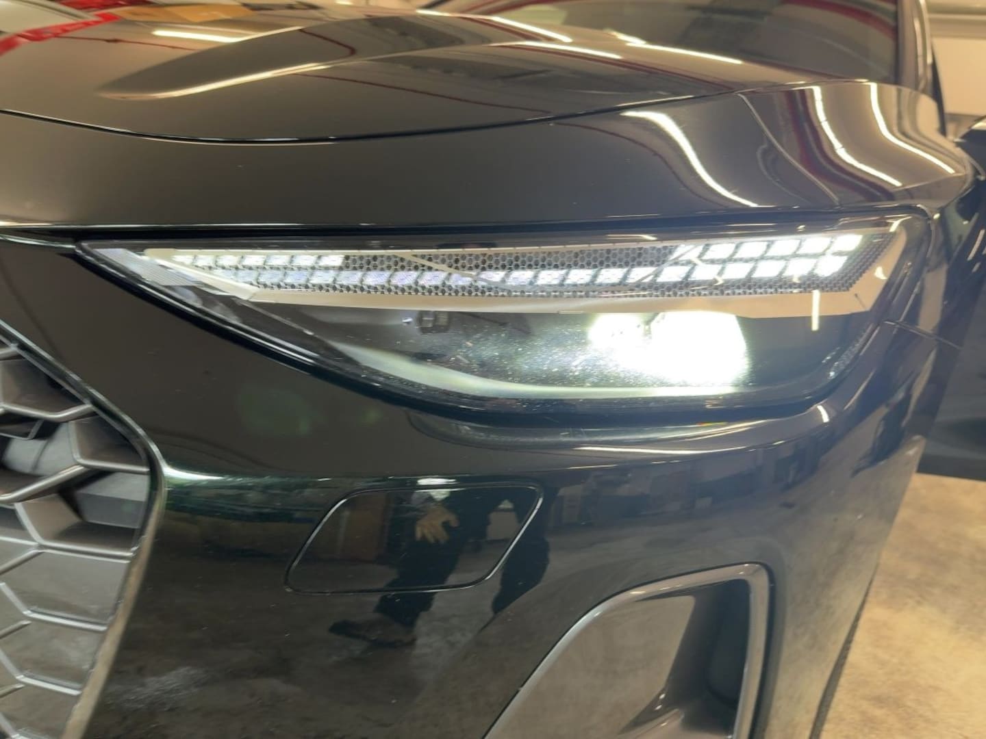 Bild über Audi A6 Avant e-hybrid e-hybrid quattro 220 kW S tronic - für weitere Informationen kontaktieren Sie den Audi Partner