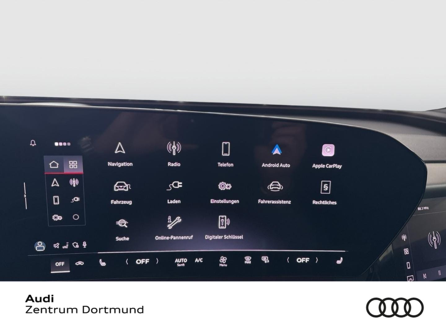 Bild über Audi Q6 Sportback e-tron e-tron performance - für weitere Informationen kontaktieren Sie den Audi Partner