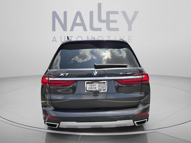 2021 BMW X7