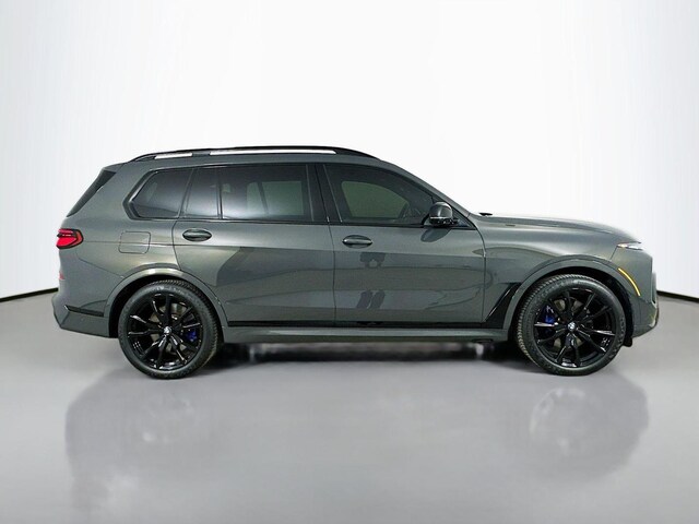 2024 BMW X7