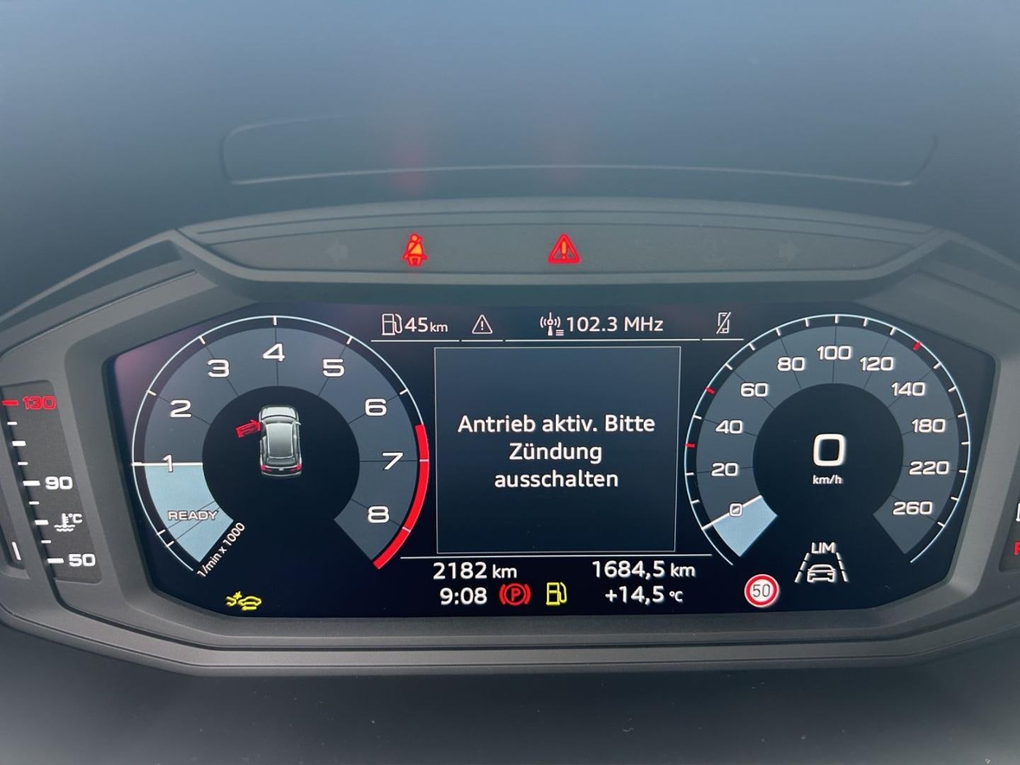 Bild über Audi A1 Sportback advanced 30 TFSI Schaltgetriebe - für weitere Informationen kontaktieren Sie den Audi Partner