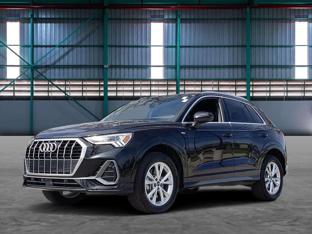 2025 Audi Q3 45 TFSI S Line Premium Plus quattro's photo