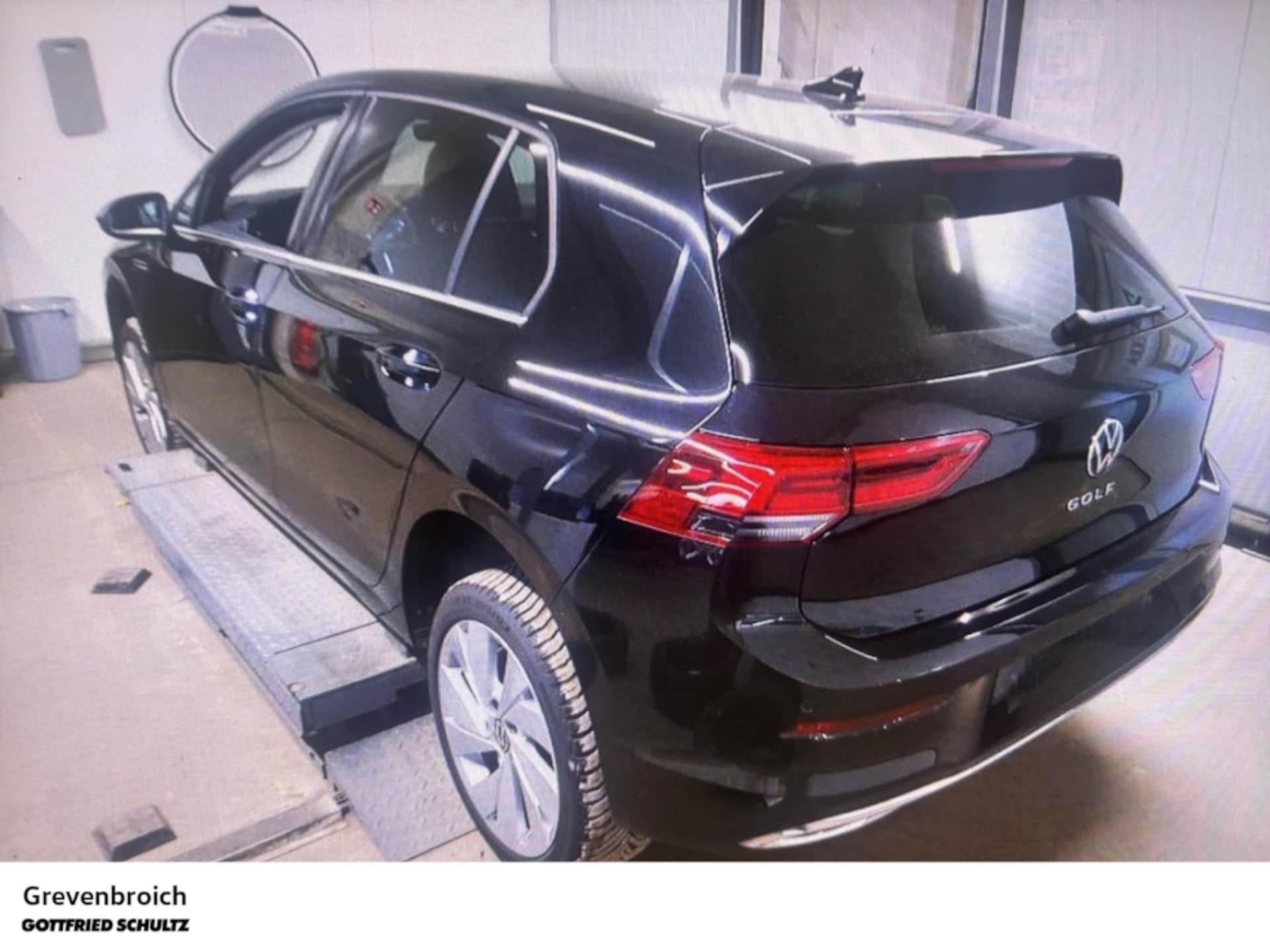 Volkswagen Golf Style