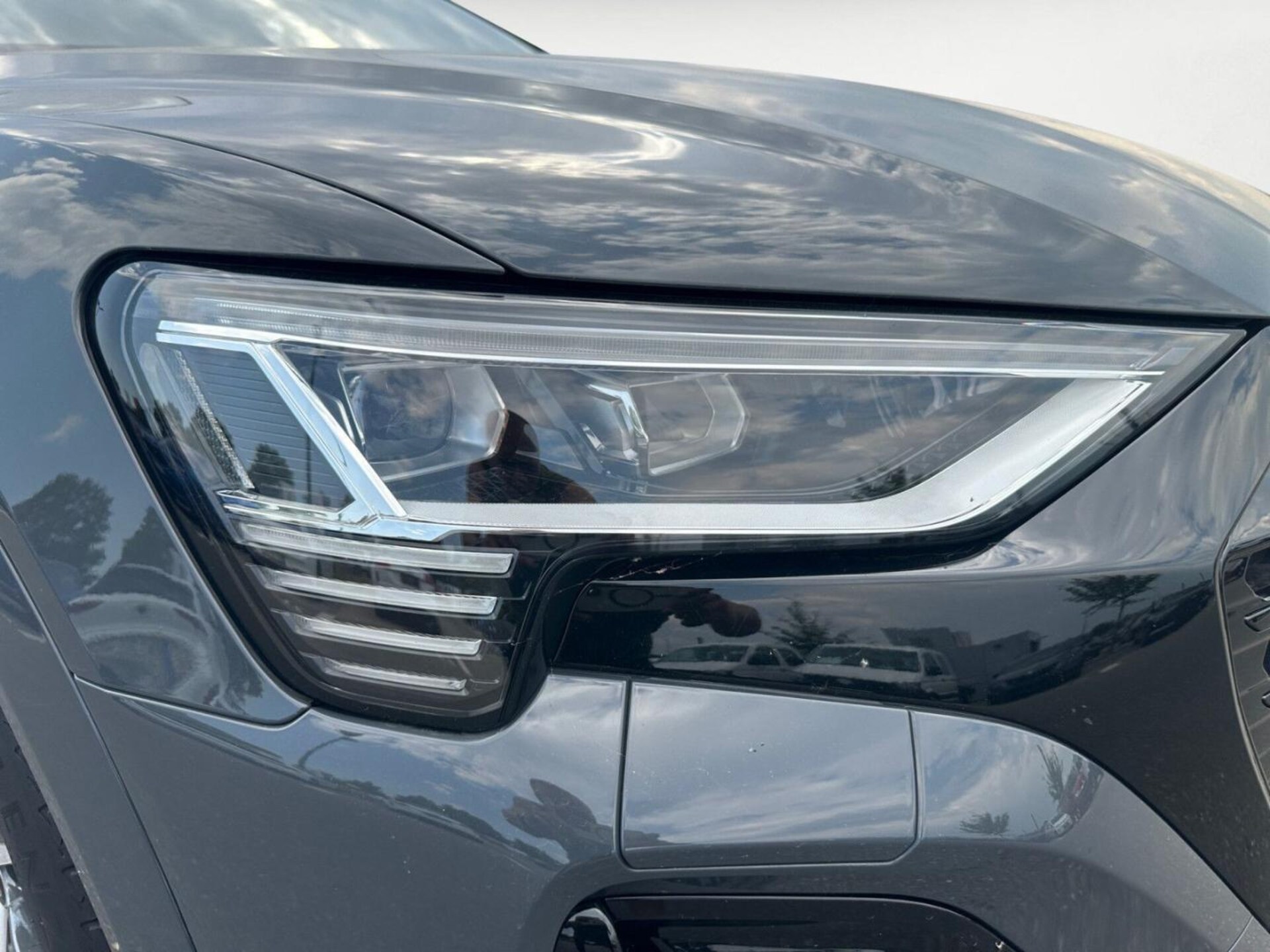 Audi Q8 e-tron S line