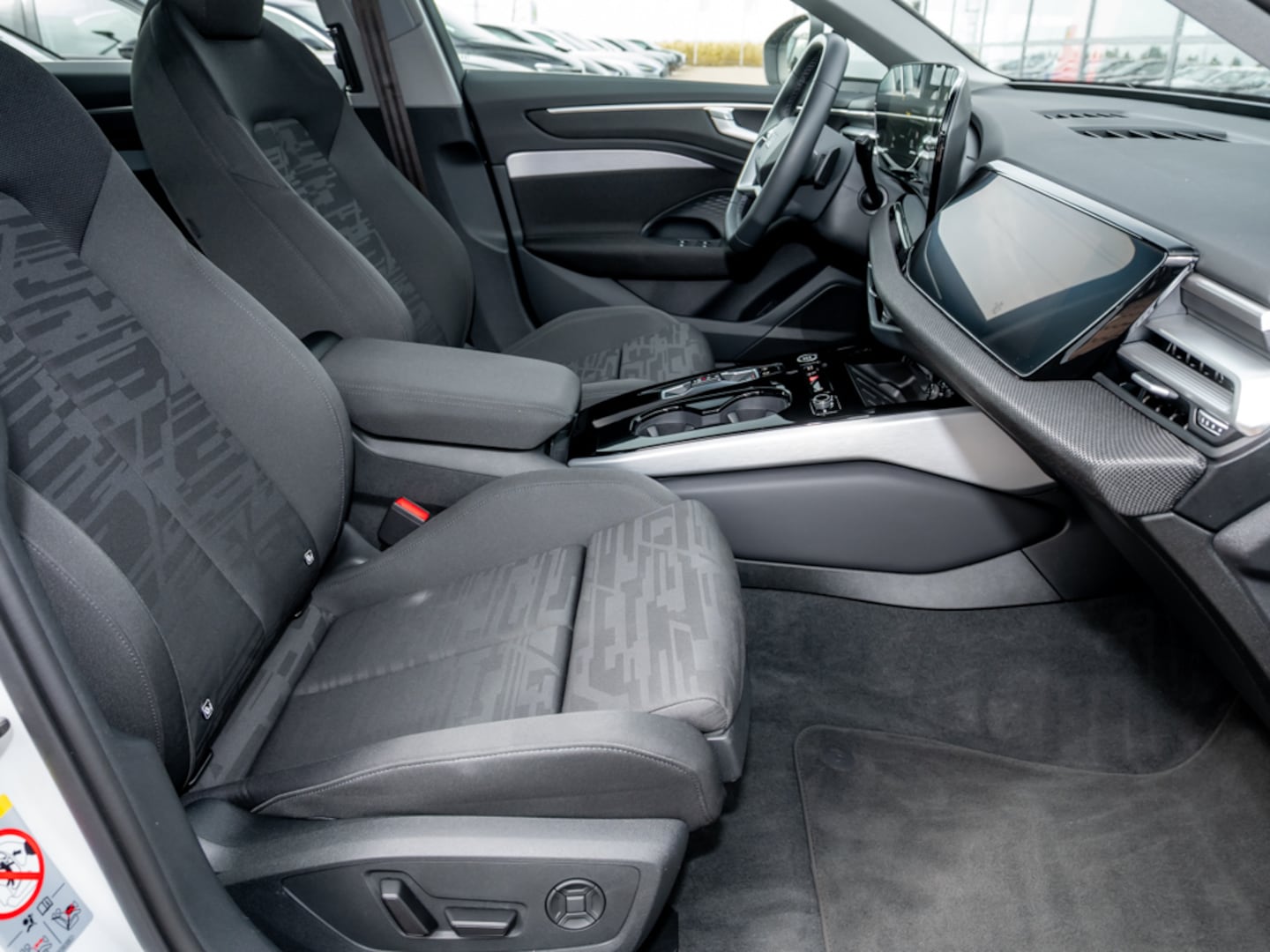 Bild über Audi A6 Avant TFSI 150 kW S tronic - für weitere Informationen kontaktieren Sie den Audi Partner