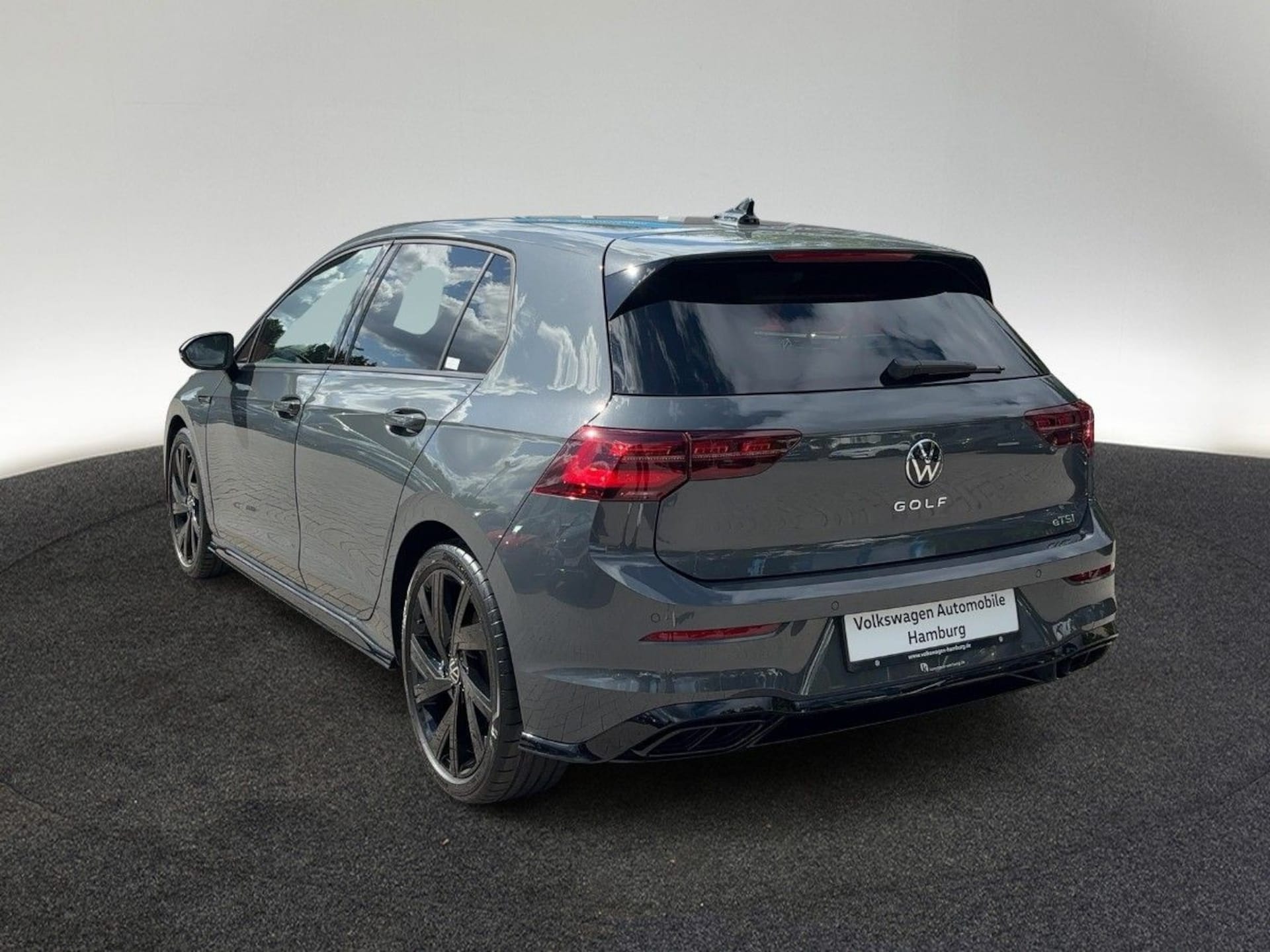 Volkswagen Golf R-Line