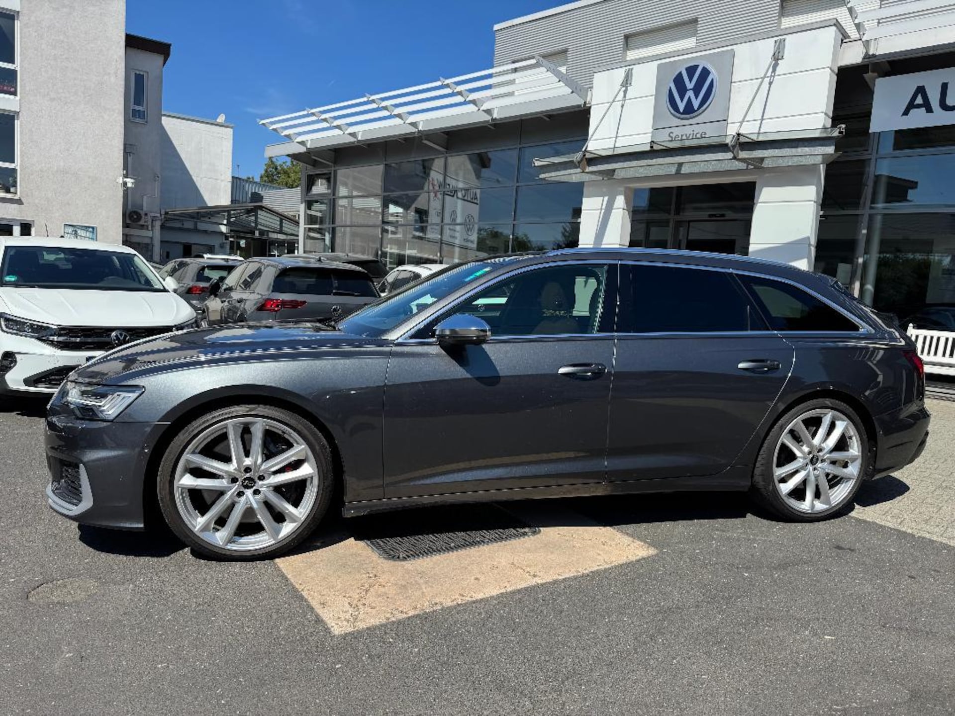 Audi S6 Avant