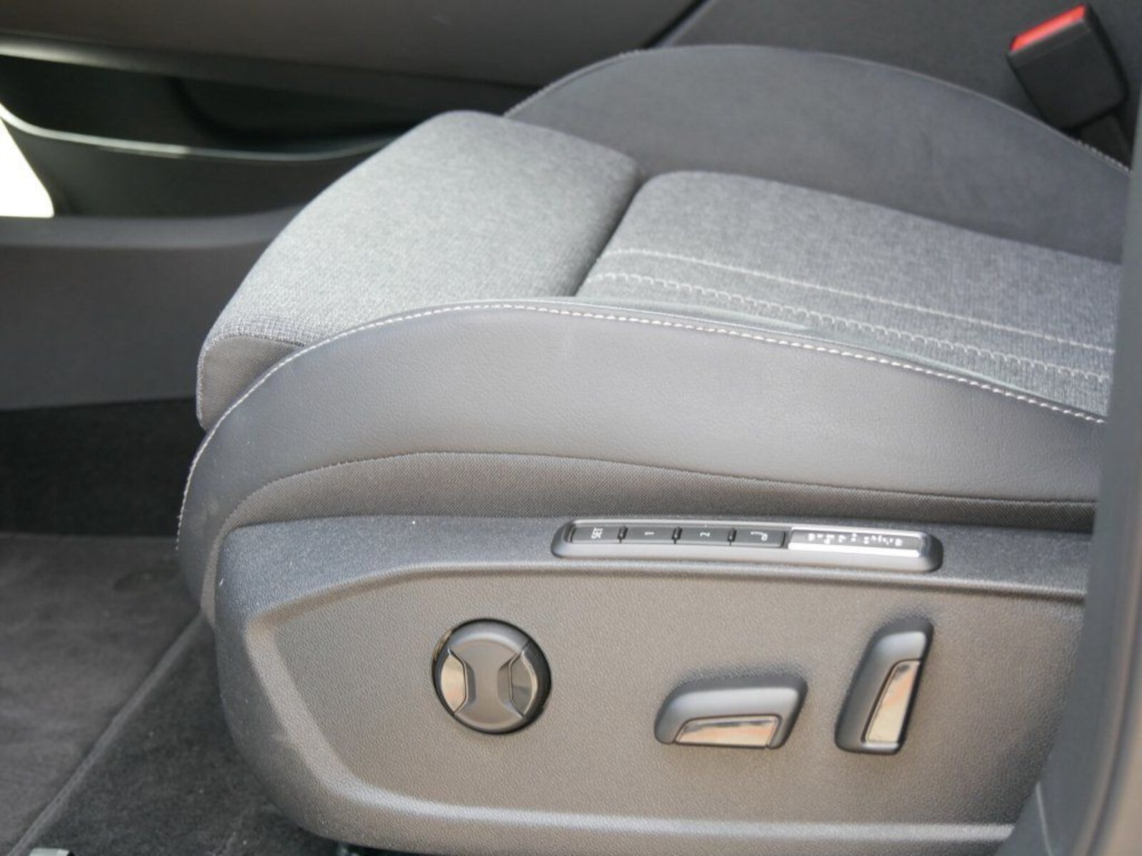 Volkswagen ID.3 Neo – Bild 11