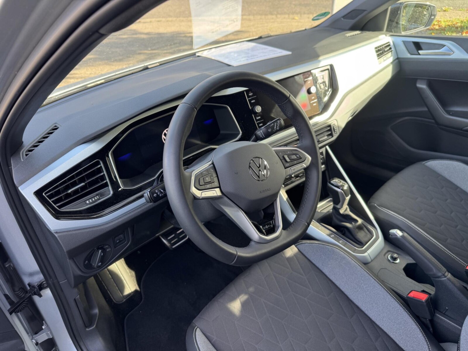 Volkswagen Polo – Bild 8