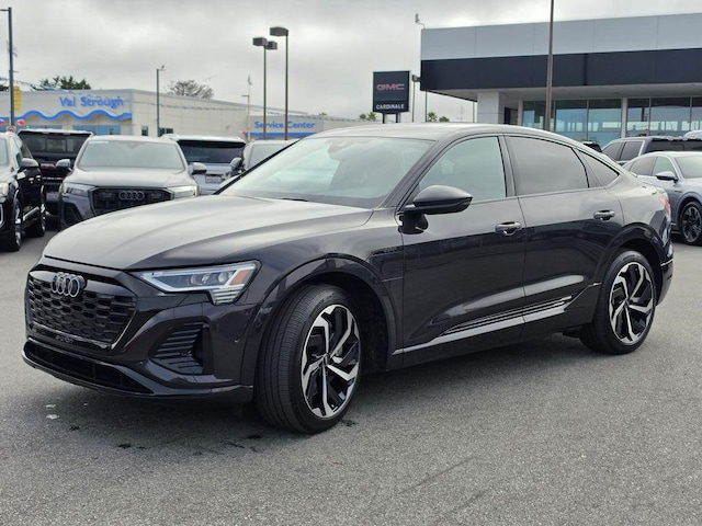 2024 Audi Q8 Sportback e-tron