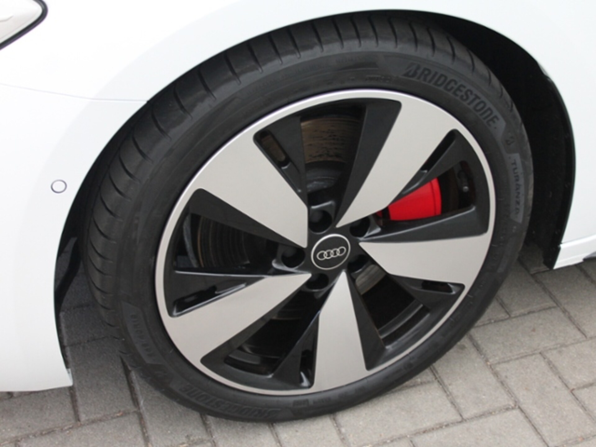 Audi A5 Avant e-hybrid