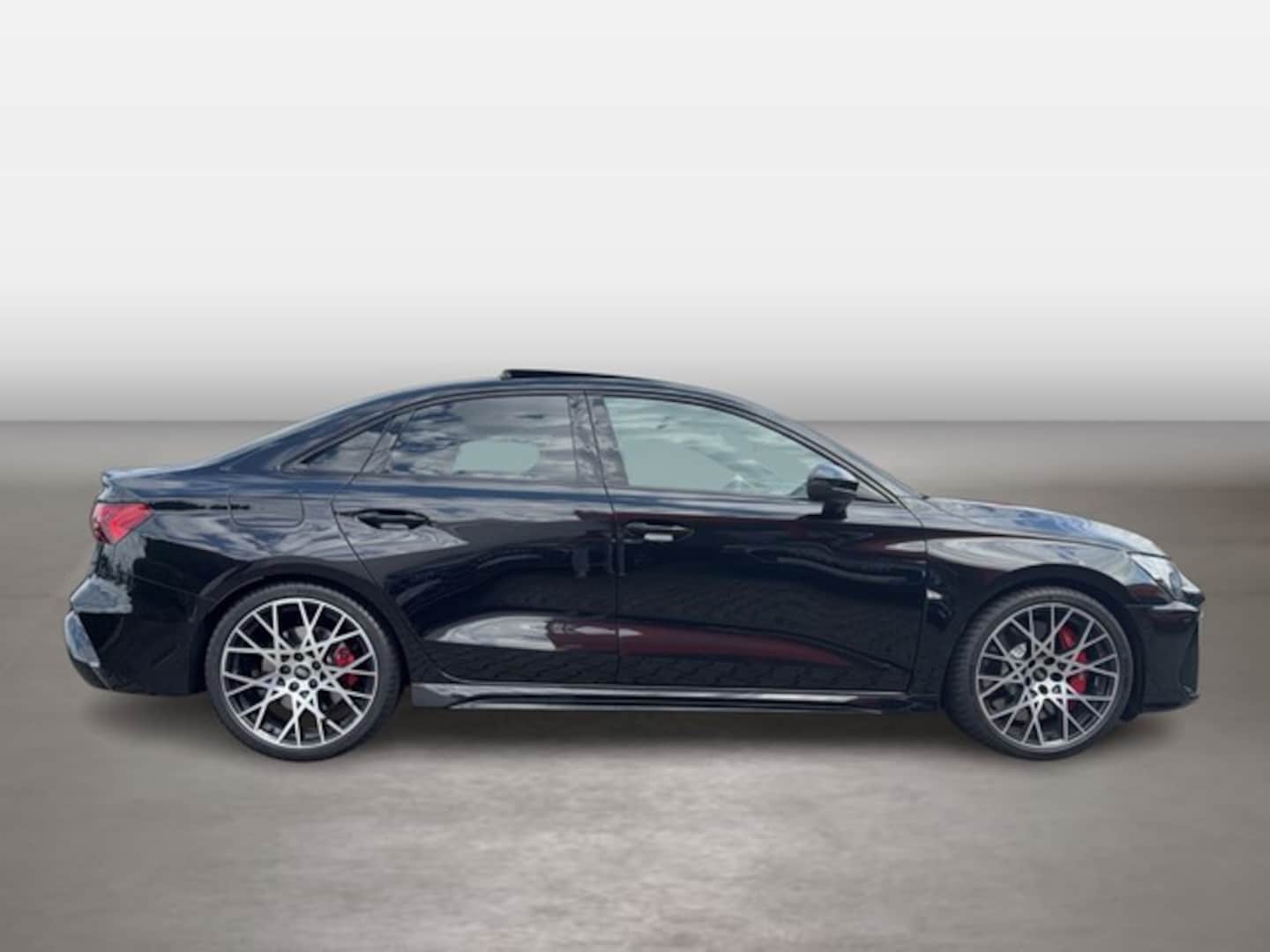 Bild über Audi RS 3 Limousine RS 3 Limousine 294 kW S tronic - für weitere Informationen kontaktieren Sie den Audi Partner