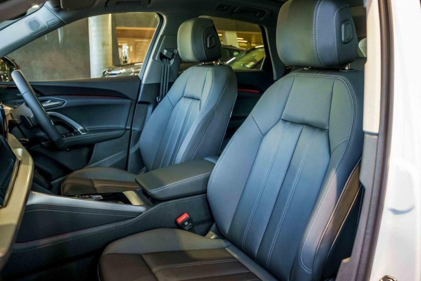 Image about Audi Q5 SUV TFSI 150 kW