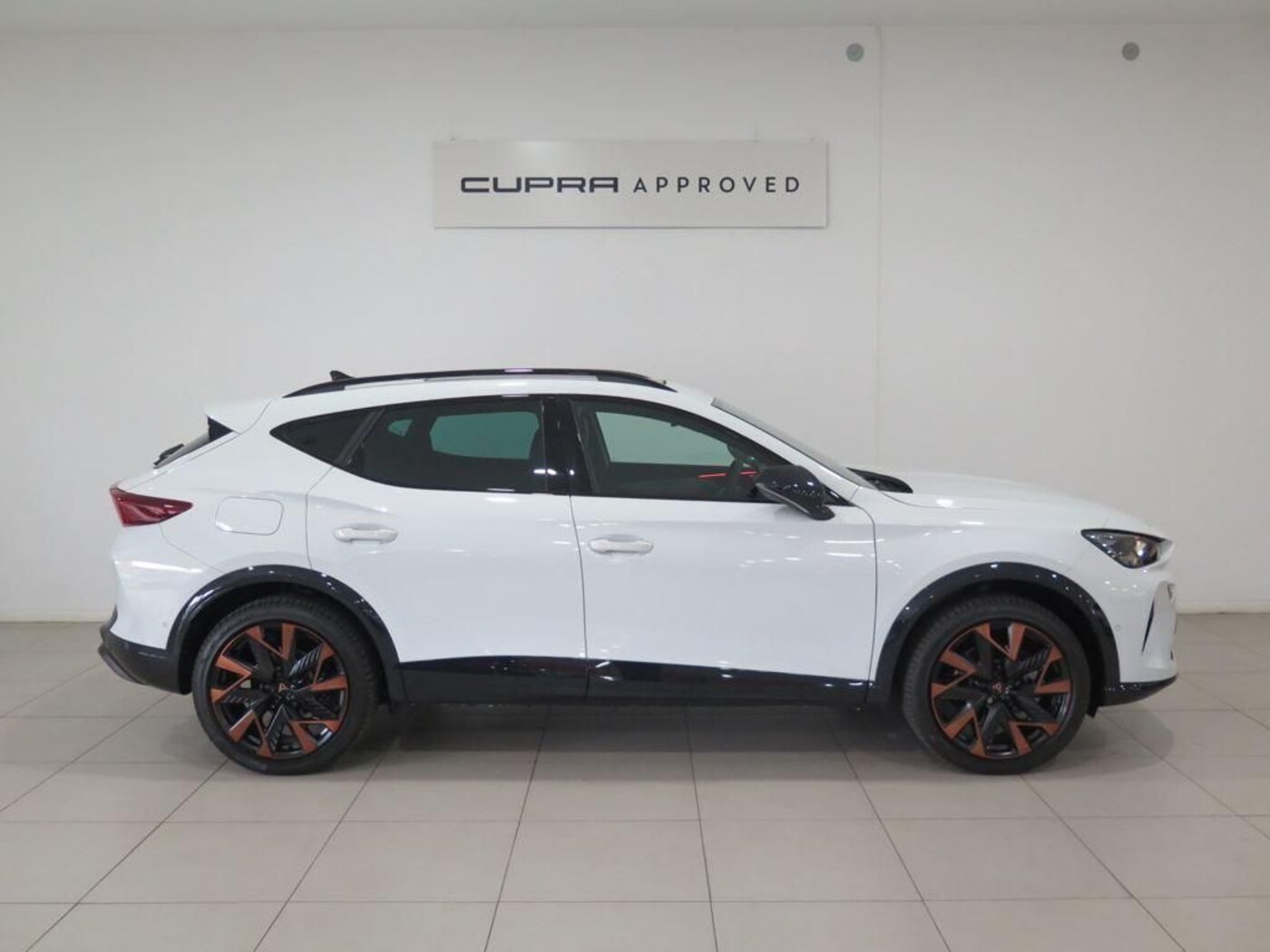 CUPRA Formentor 1.5 TSI e-Hybrid DSG 150 kW (204 CV) — photo 3