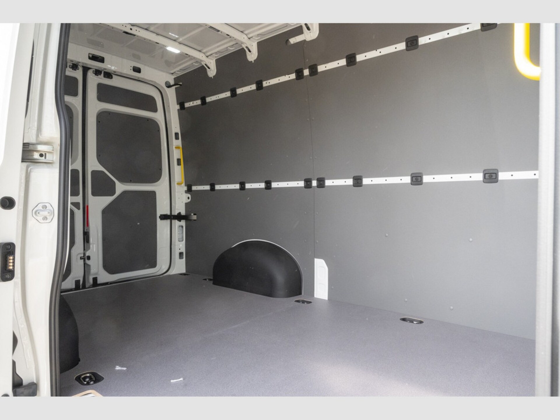 Volkswagen Crafter Kasten mittlerer Radstand