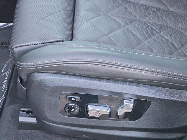 2025 BMW X5 40i - Photo 32