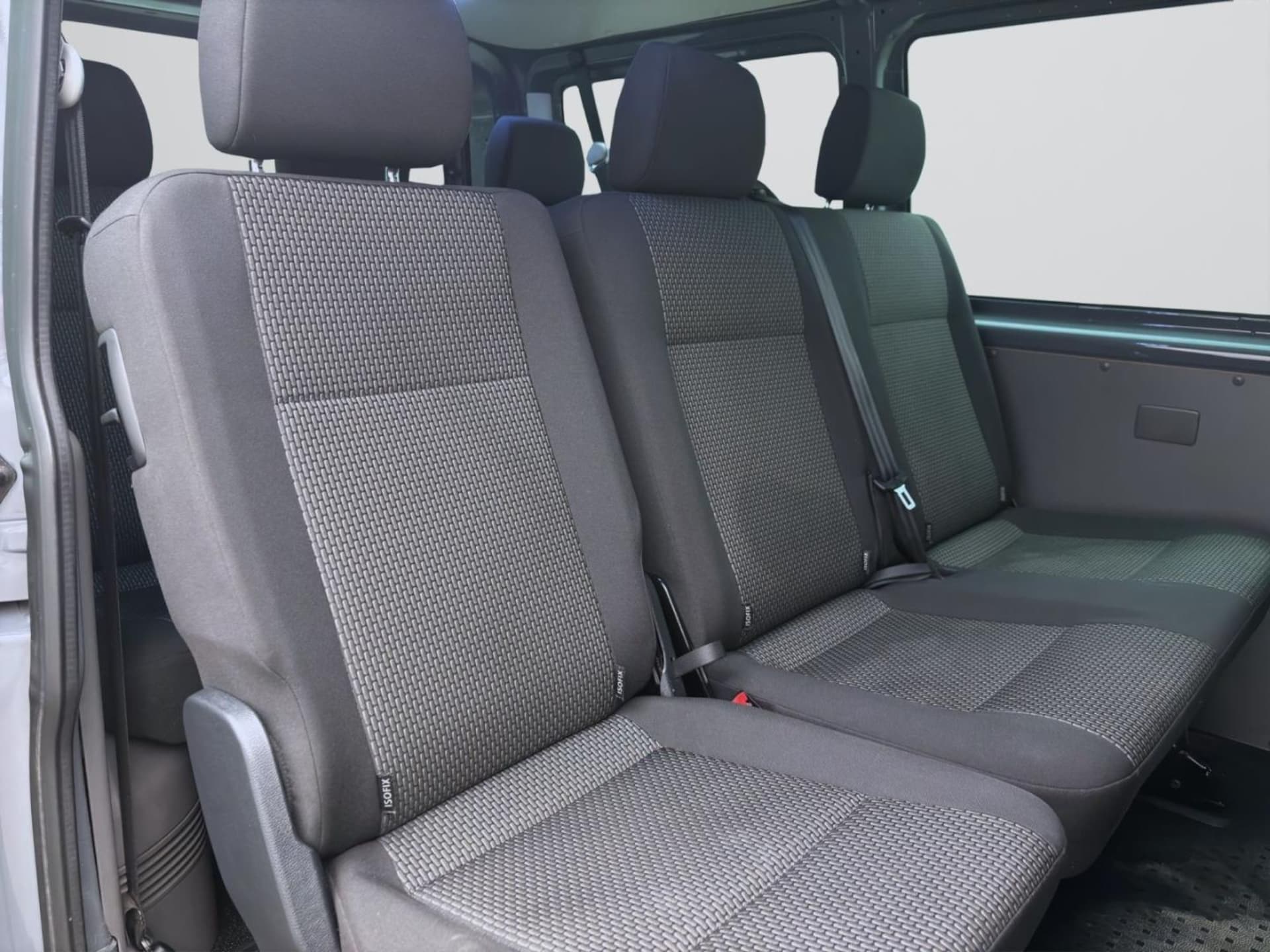 Volkswagen T6.1 Transporter Kombi kurzer Radstand