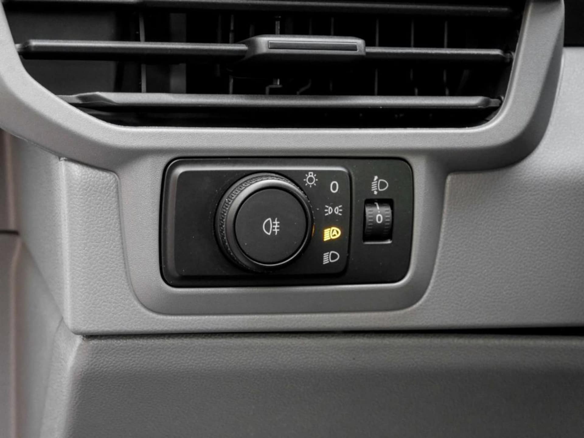 Volkswagen Transporter Kasten langer Radstand Plus