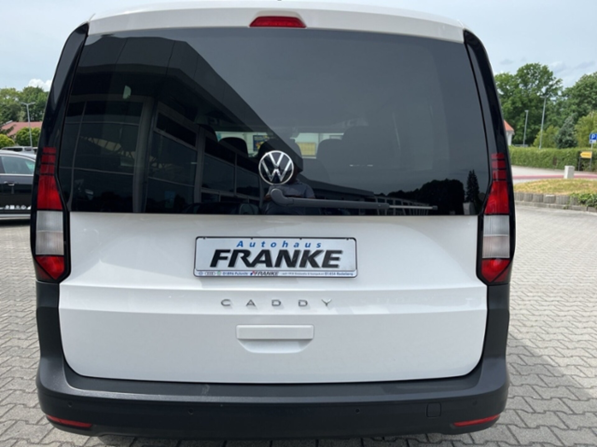 Volkswagen Caddy Basis-Modell