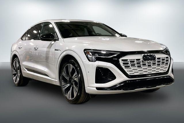 2024 Audi Q8 Sportback e-tron