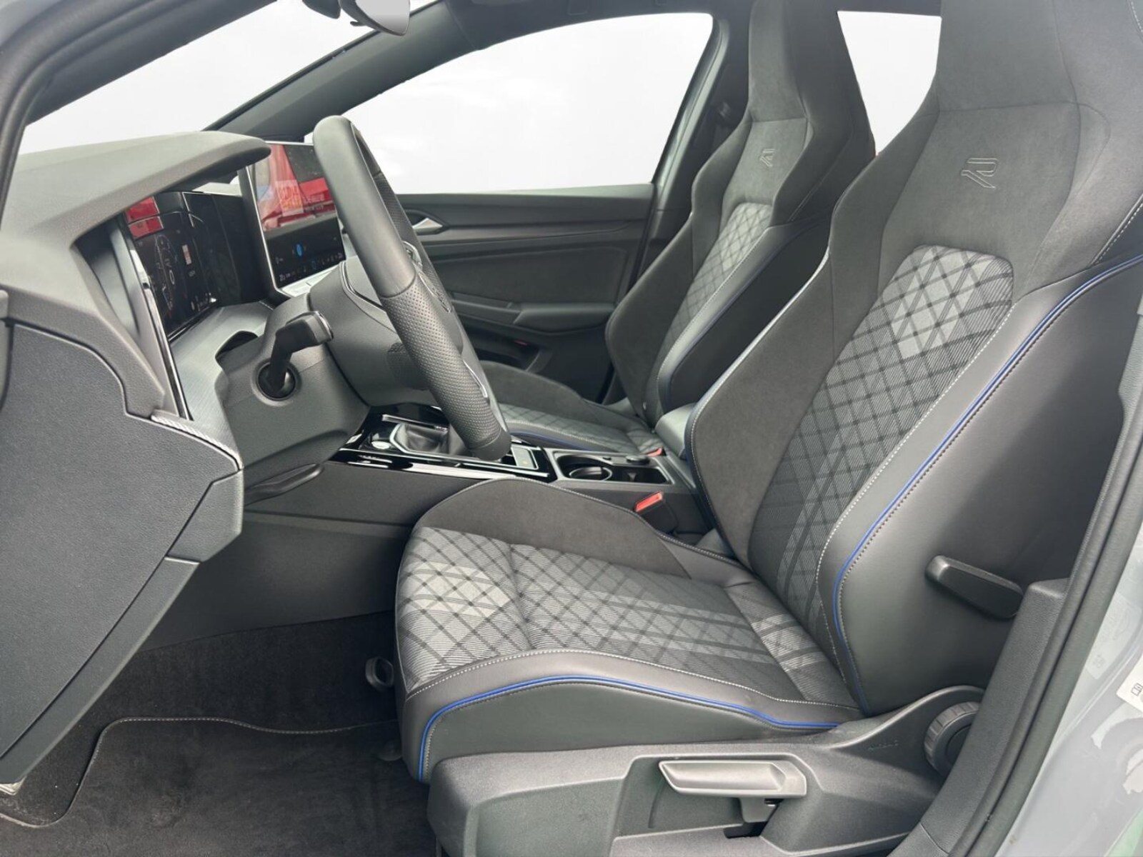 Volkswagen Golf – Bild 8