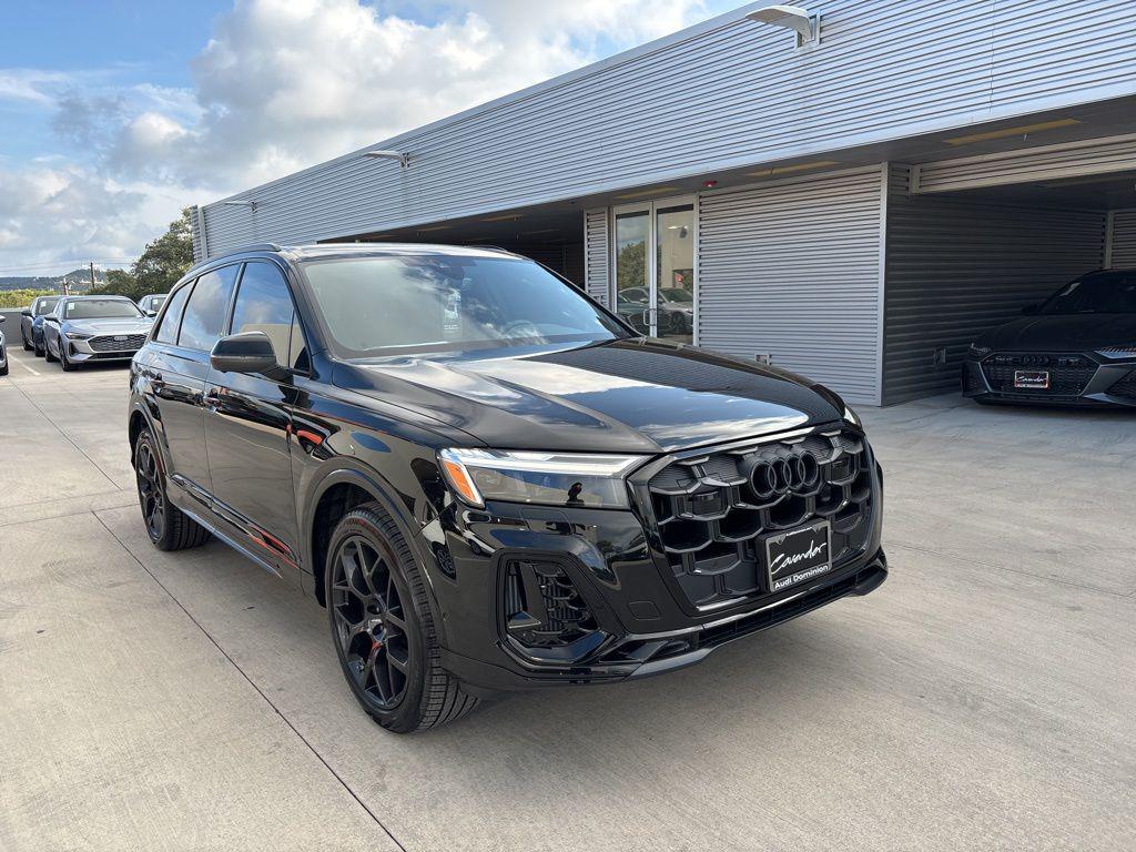 2026 Audi SQ7 Premium Plus - Photo 3