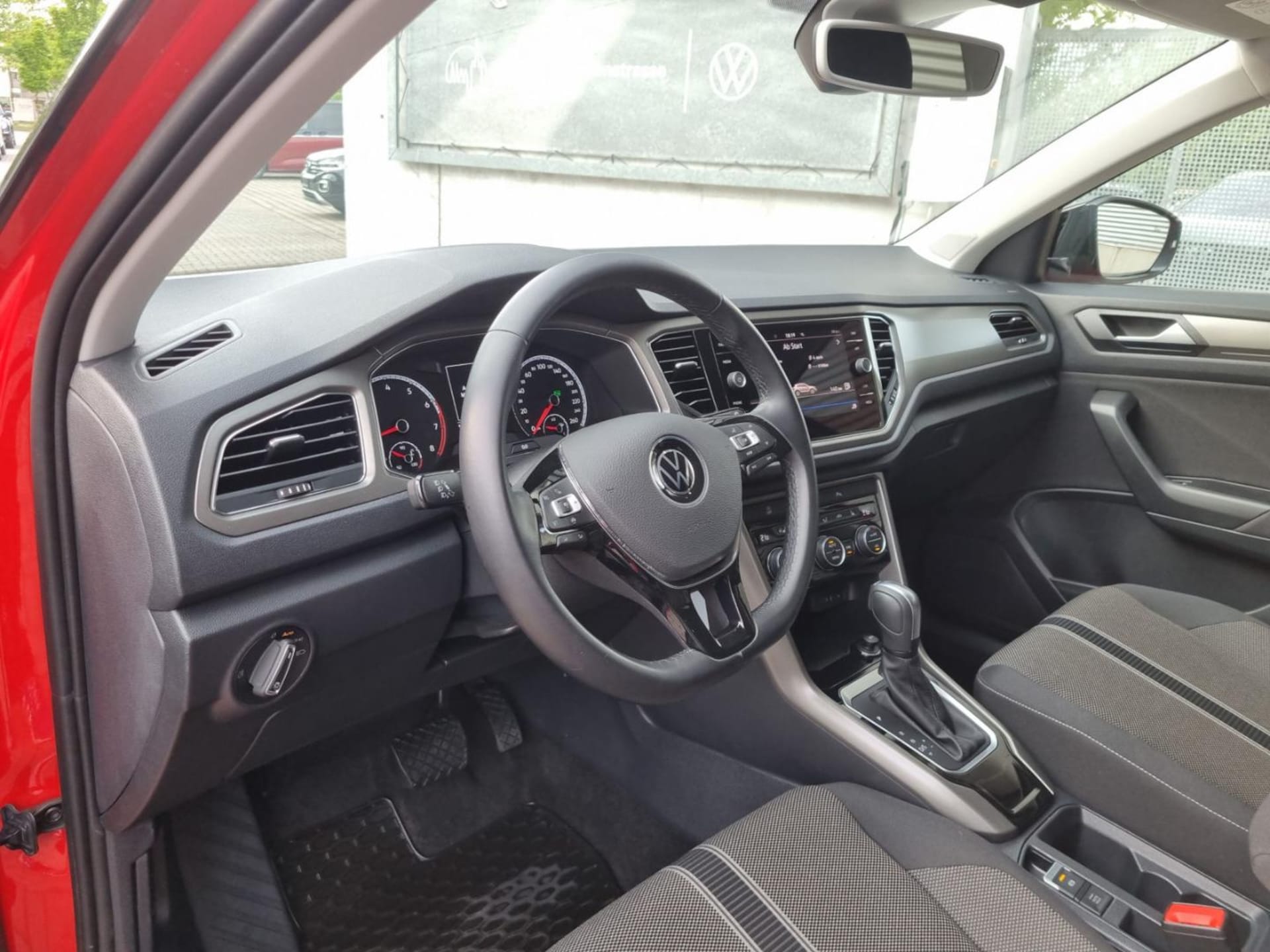 Volkswagen T-Roc Style