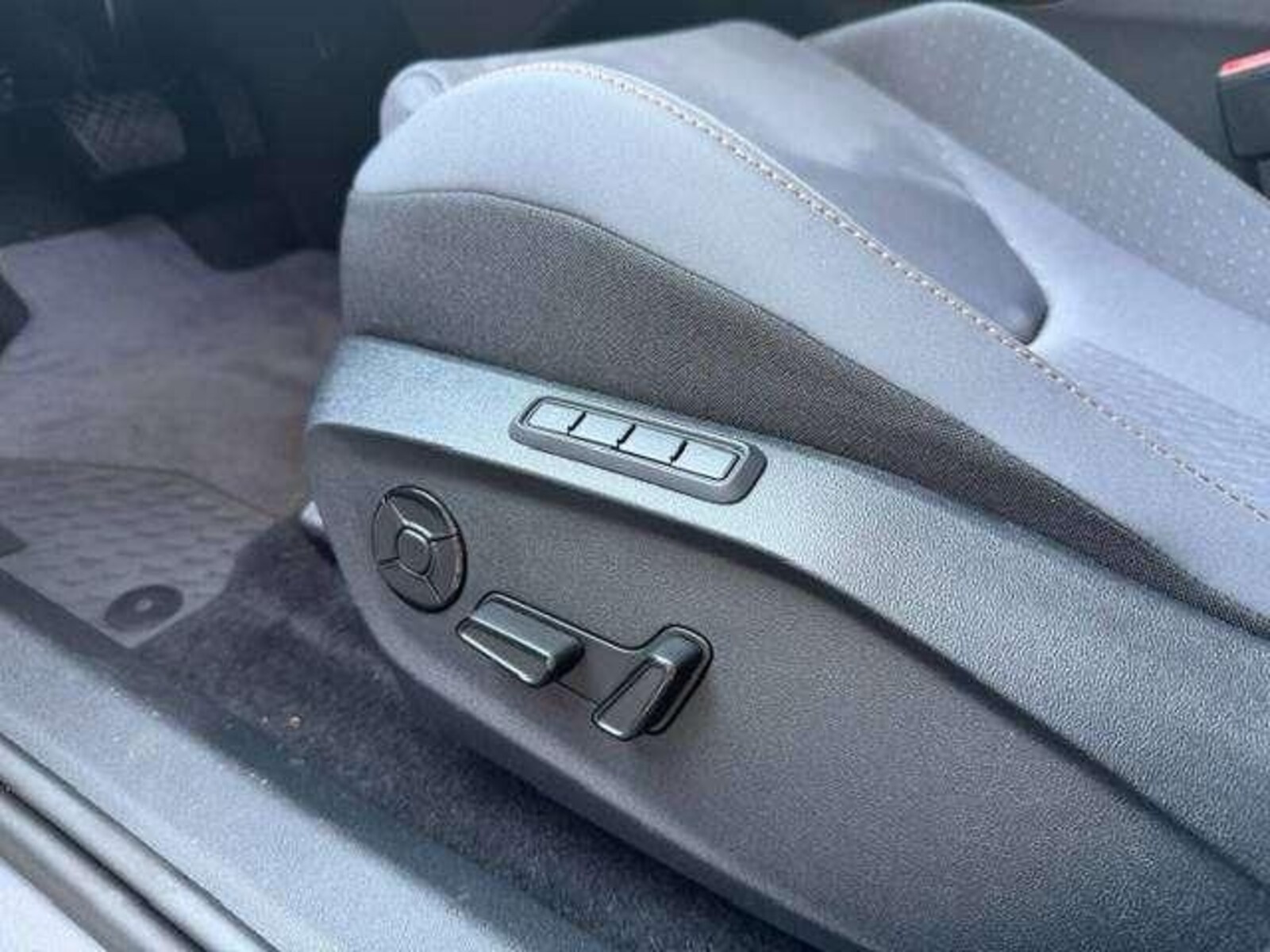 CUPRA Raval – Bild 9