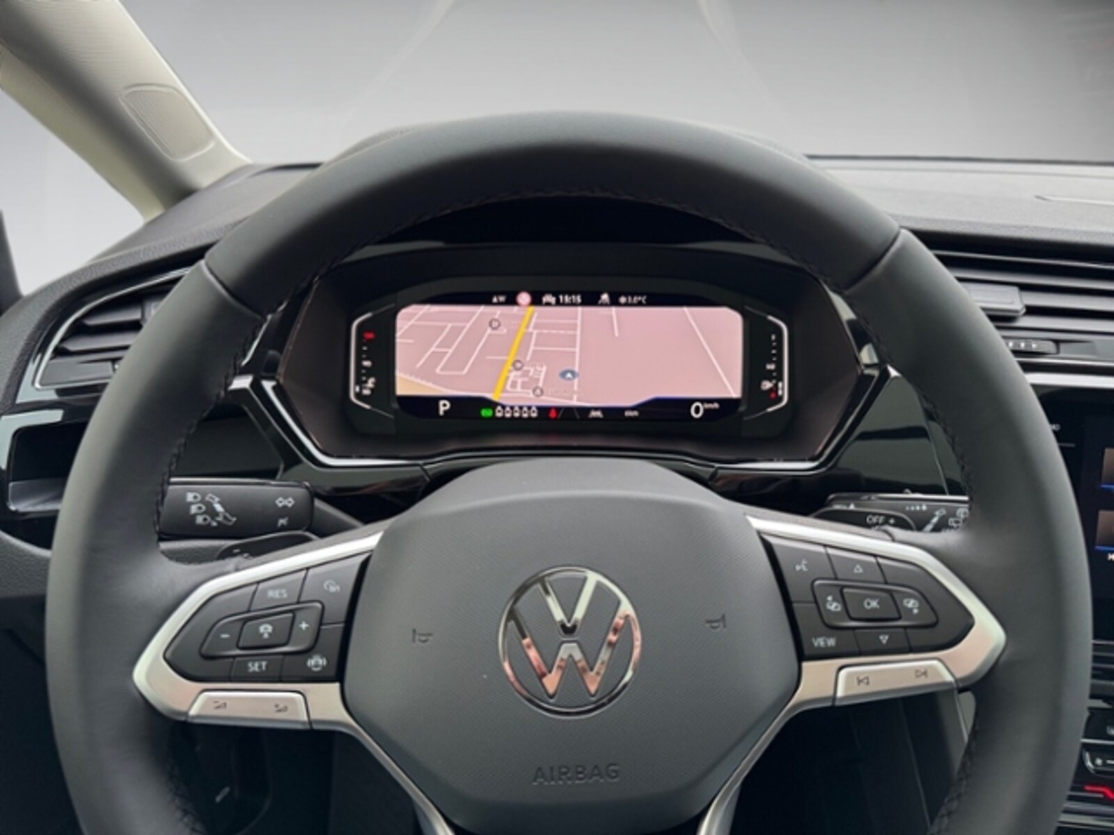 Volkswagen Touran – Bild 8