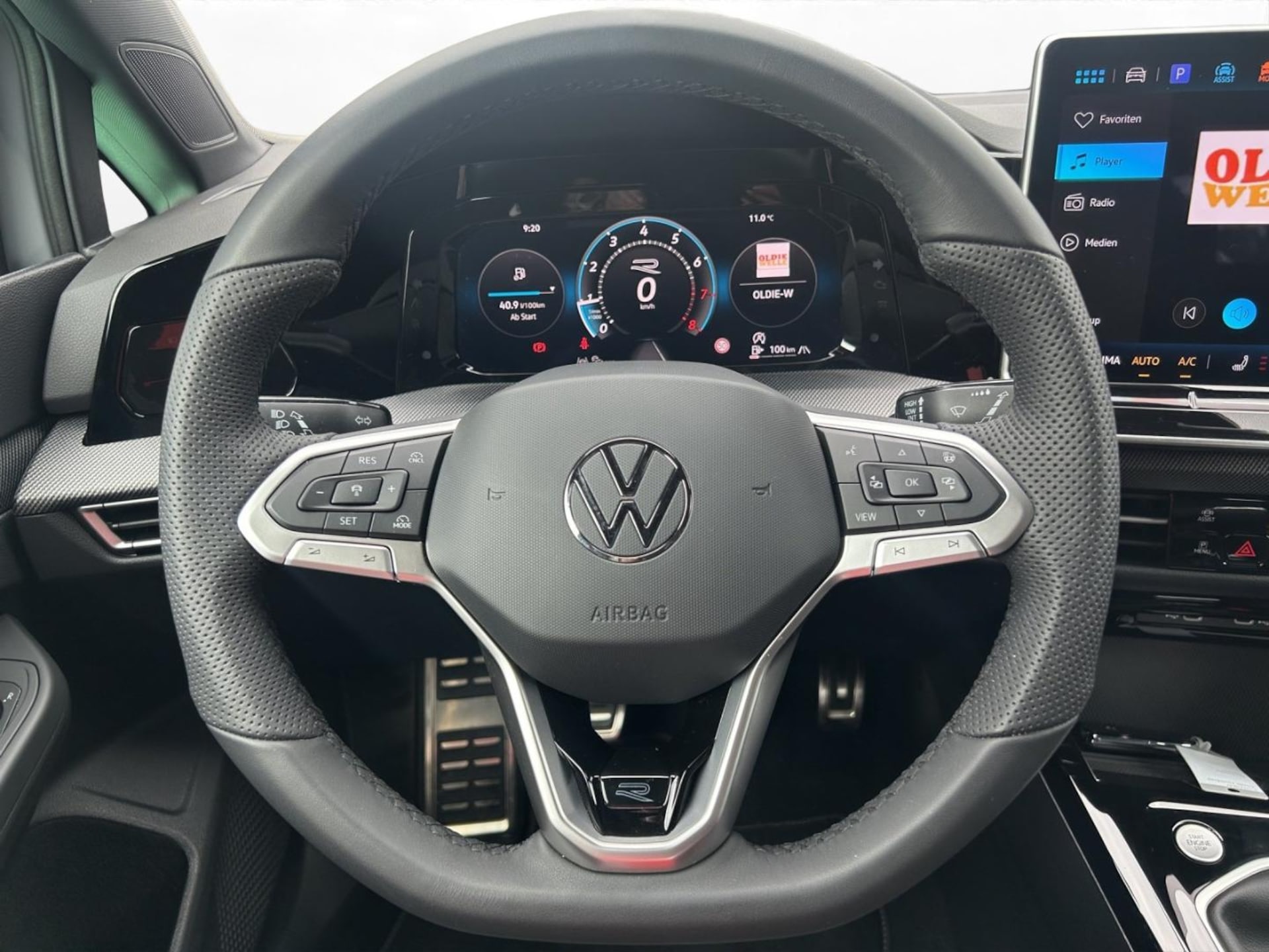 Volkswagen Golf R-Line