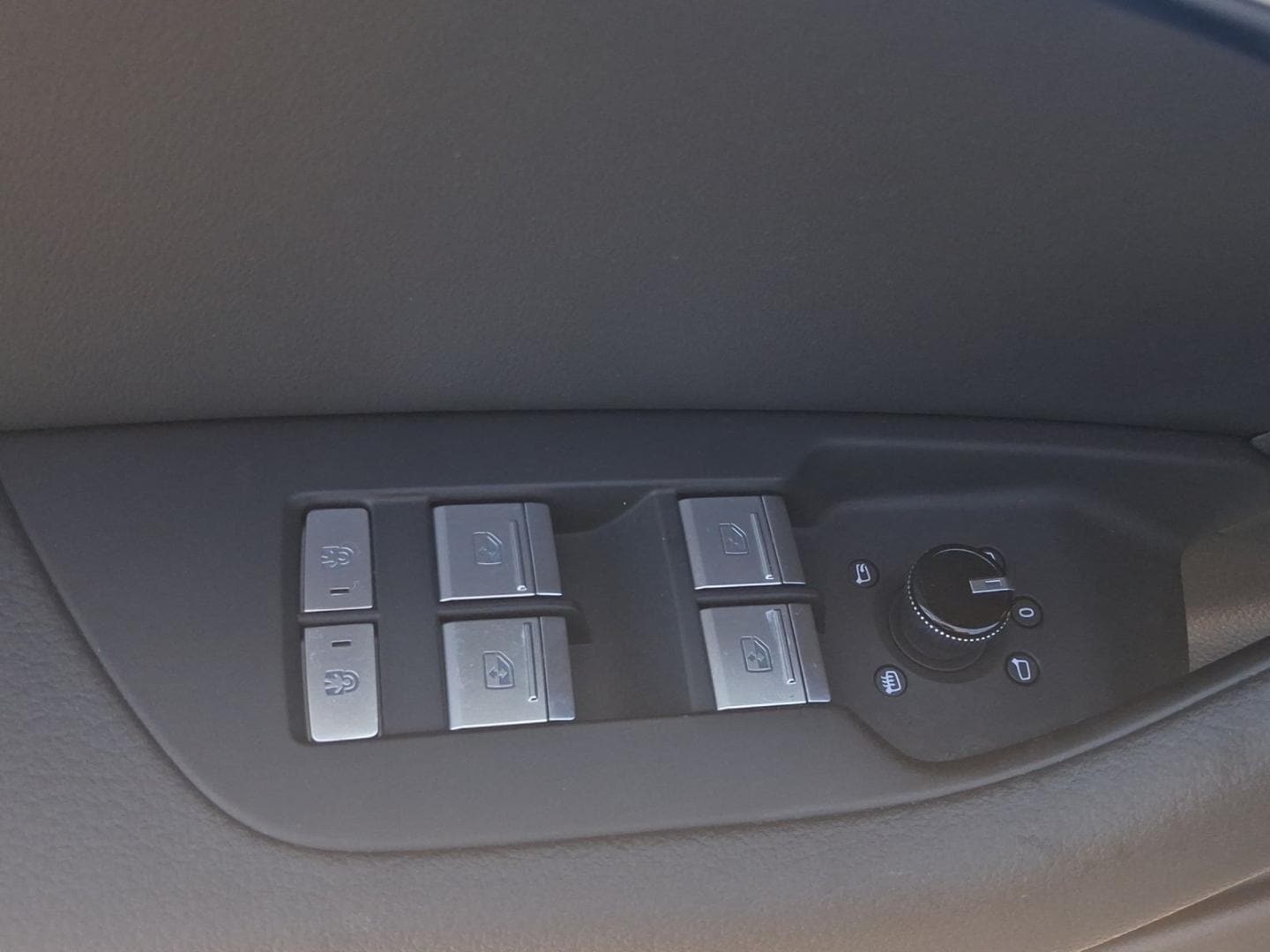 Bild über Audi A6 sport 45 TDI quattro S tronic - für weitere Informationen kontaktieren Sie den Audi Partner