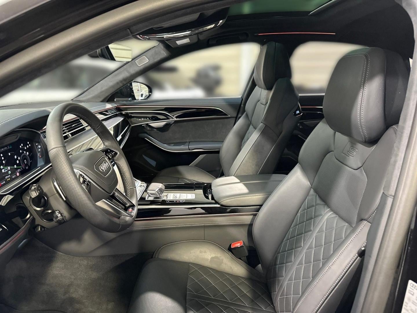 Bild über Audi S8 TFSI quattro tiptronic - für weitere Informationen kontaktieren Sie den Audi Partner