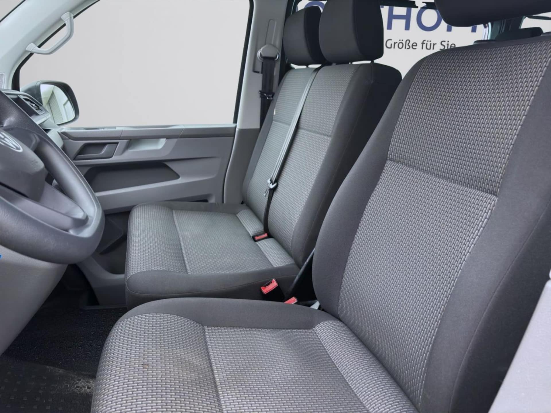 Volkswagen T6.1 Transporter Kombi kurzer Radstand