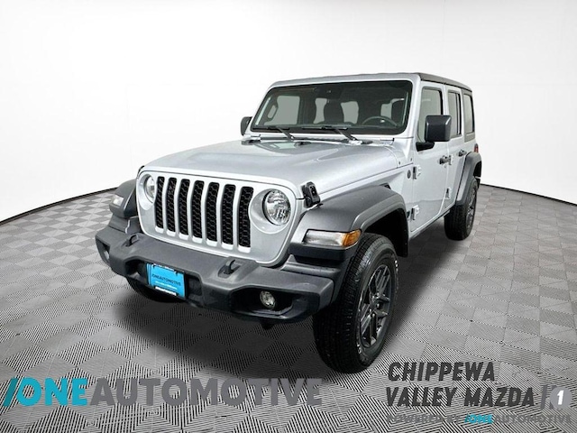 Photo of 2024 Jeep Wrangler 