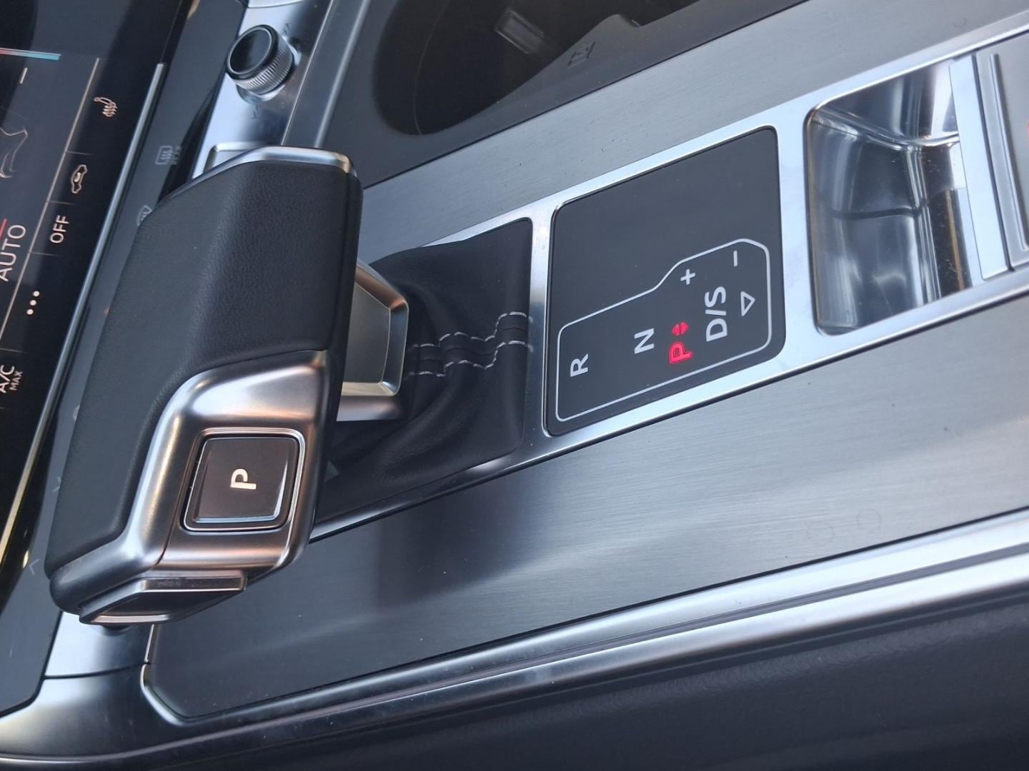 Bild über Audi A6 sport 45 TDI quattro S tronic - für weitere Informationen kontaktieren Sie den Audi Partner