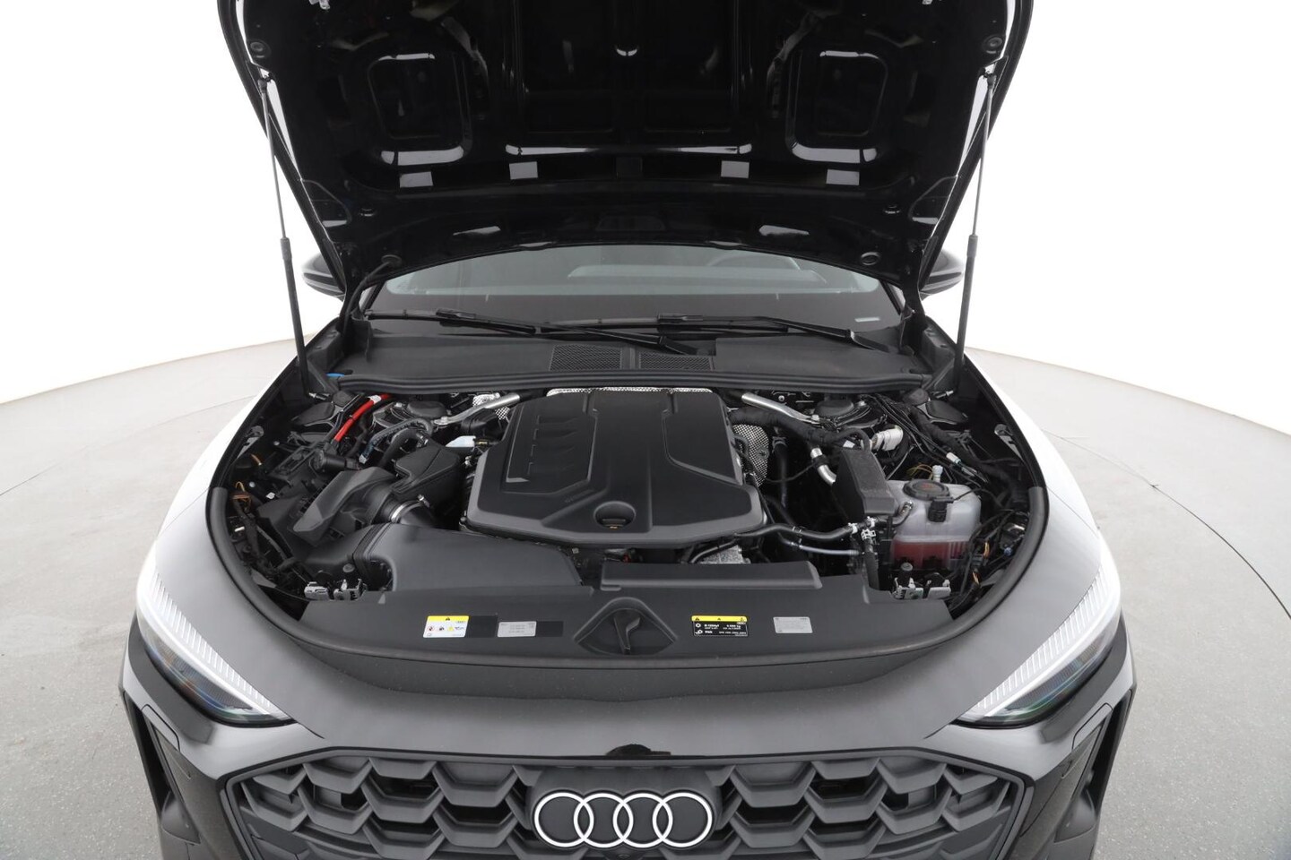Bild über Audi A5 Avant TFSI S tronic - für weitere Informationen kontaktieren Sie den Audi Partner