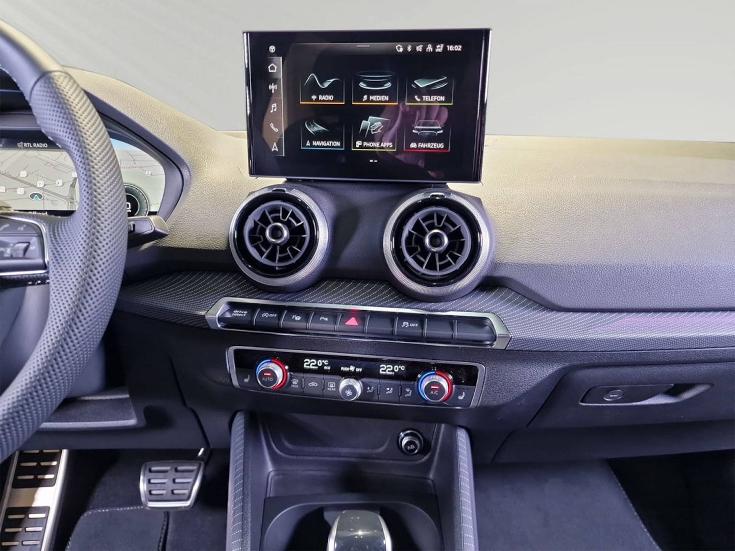 Bild über Audi Q2 S line 35 TFSI S tronic - für weitere Informationen kontaktieren Sie den Audi Partner